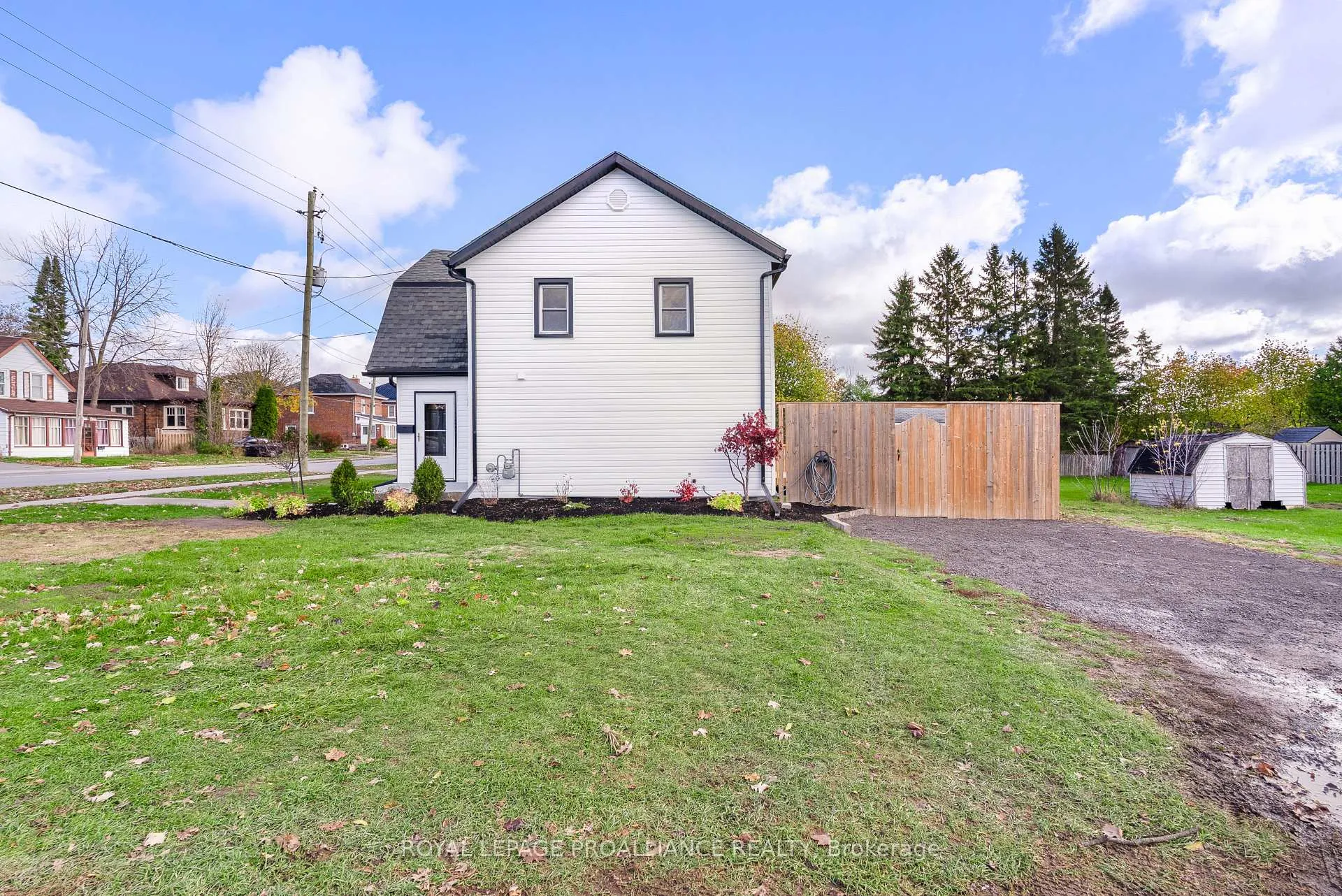 Photo 31 of 97 Donald Street S, Belleville, Belleville Ward — HOMEH