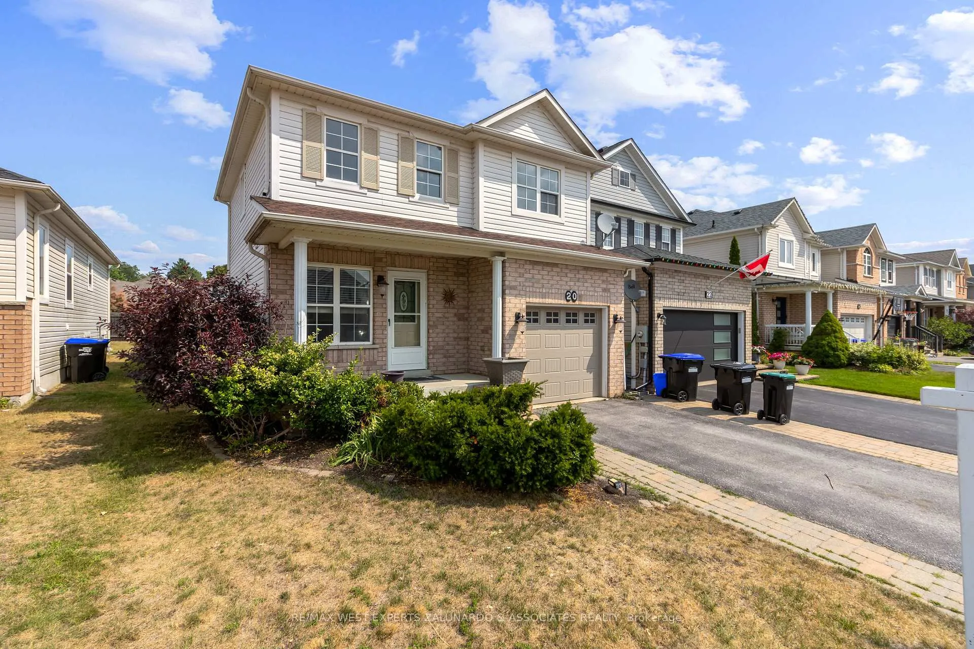 Photo 3 of 20 Truax Crescent, Essa, Angus — HOMEH
