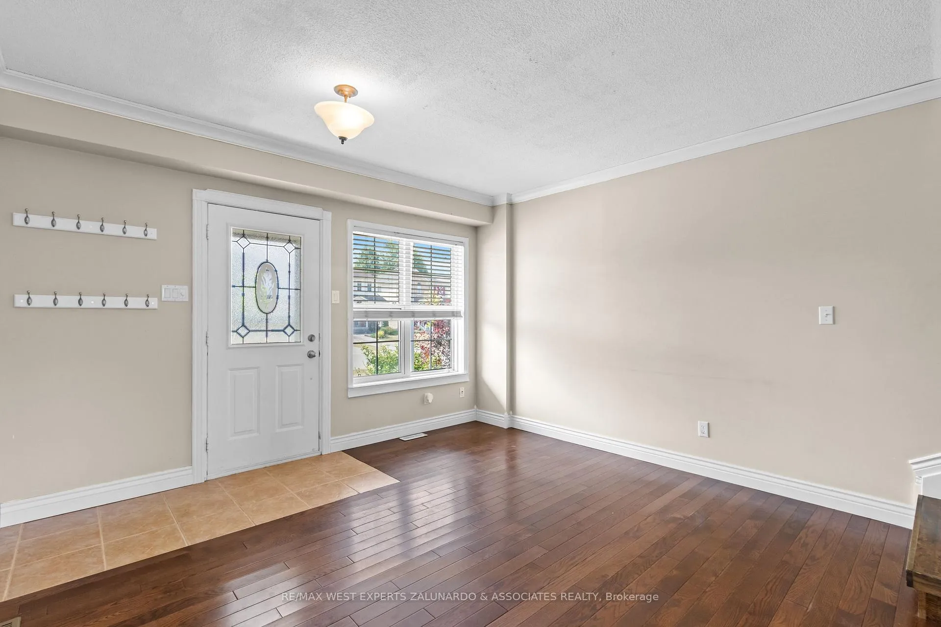 Photo 7 of 20 Truax Crescent, Essa, Angus — HOMEH