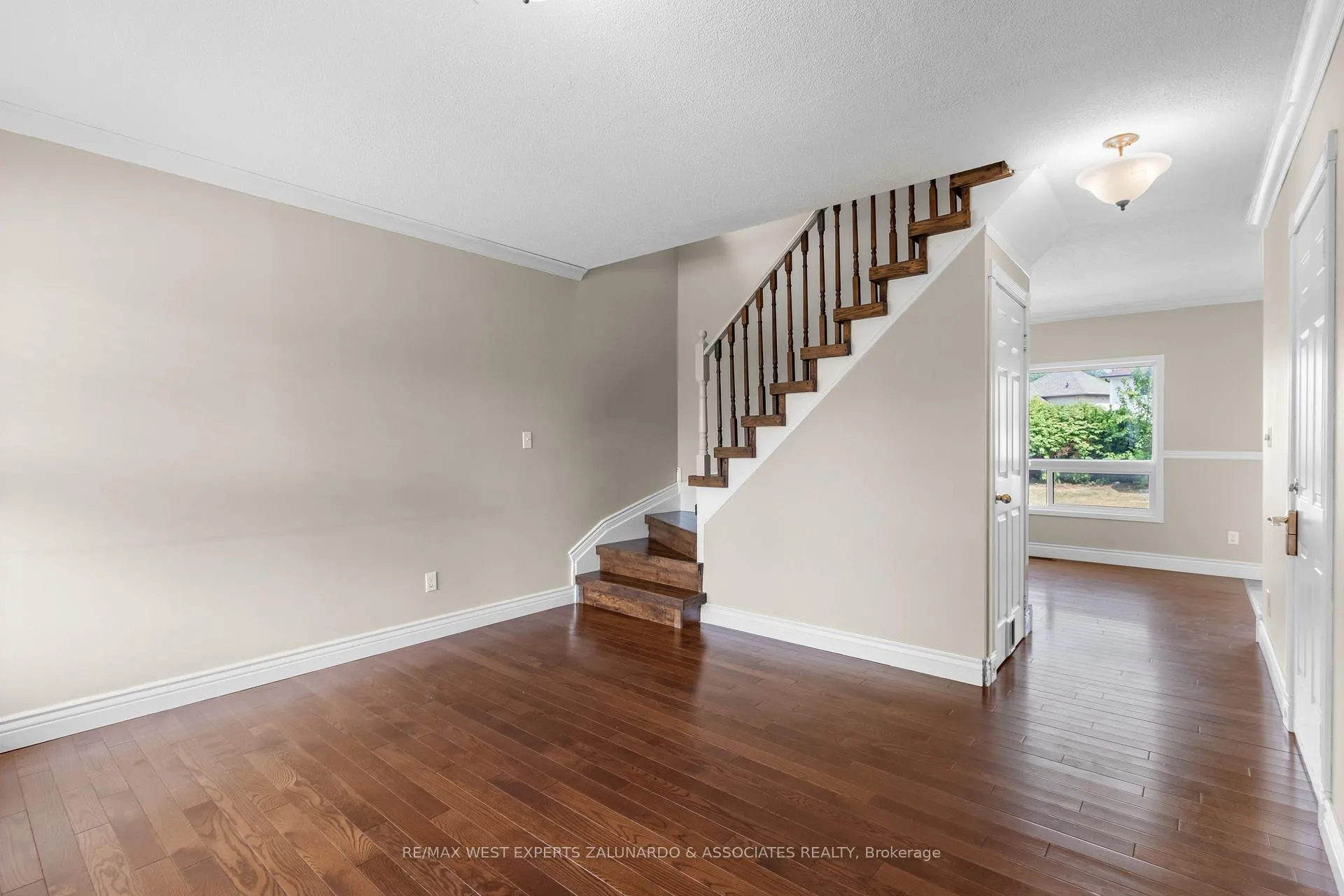 Photo 9 of 20 Truax Crescent, Essa, Angus — HOMEH