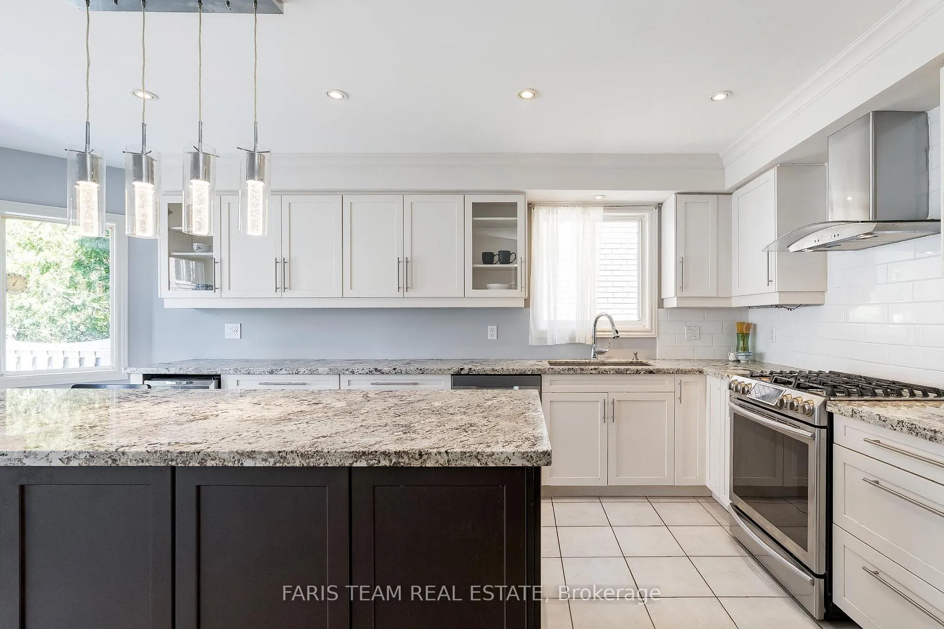 Photo 7 of 67 Kenwell Crescent, Barrie, Holly — HOMEH