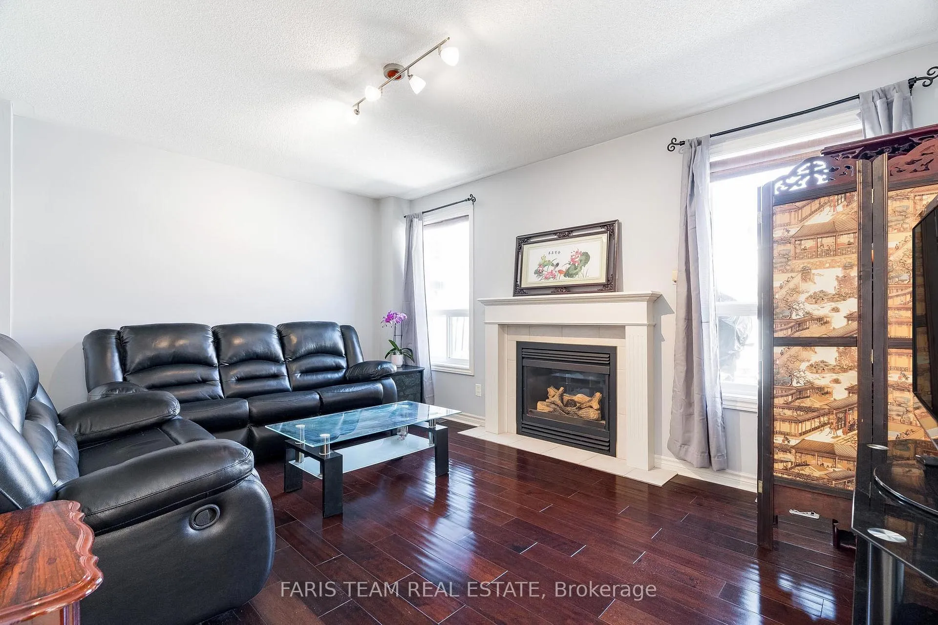 Photo 11 of 67 Kenwell Crescent, Barrie, Holly — HOMEH