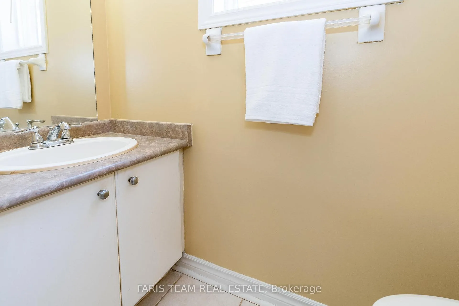 Photo 12 of 67 Kenwell Crescent, Barrie, Holly — HOMEH