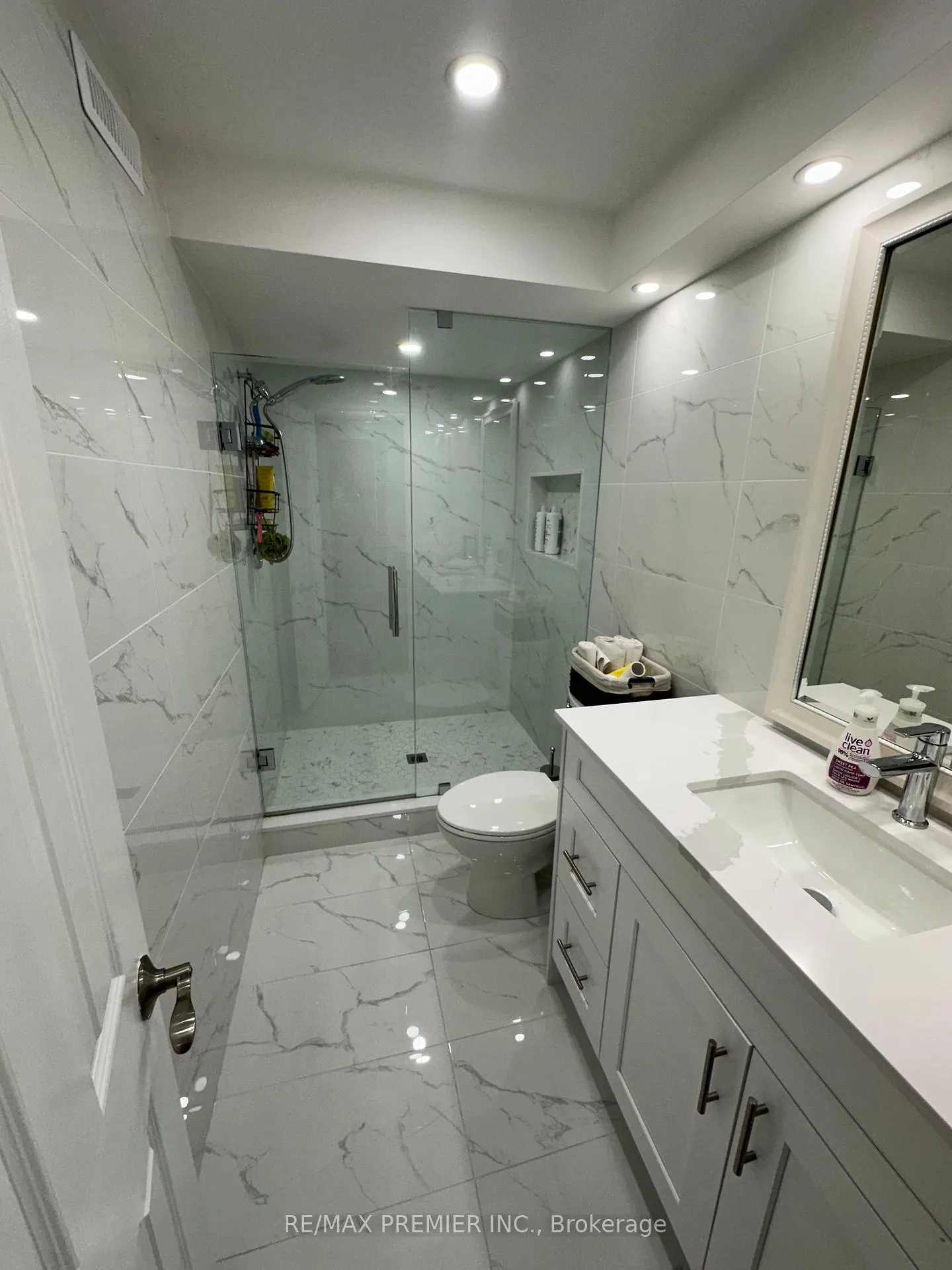Photo 9 of Unit Basement, 99 Terra Road, Vaughan, West Woodbridge — HOMEH