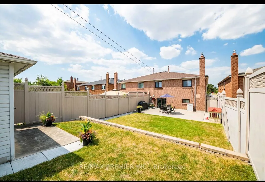 Photo 11 of Unit Basement, 99 Terra Road, Vaughan, West Woodbridge — HOMEH