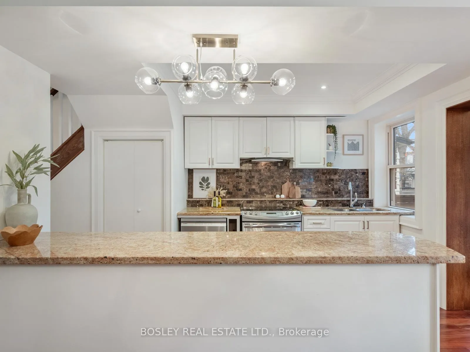 Photo 8 of 51 Beck Avenue, Toronto, East End-Danforth — HOMEH