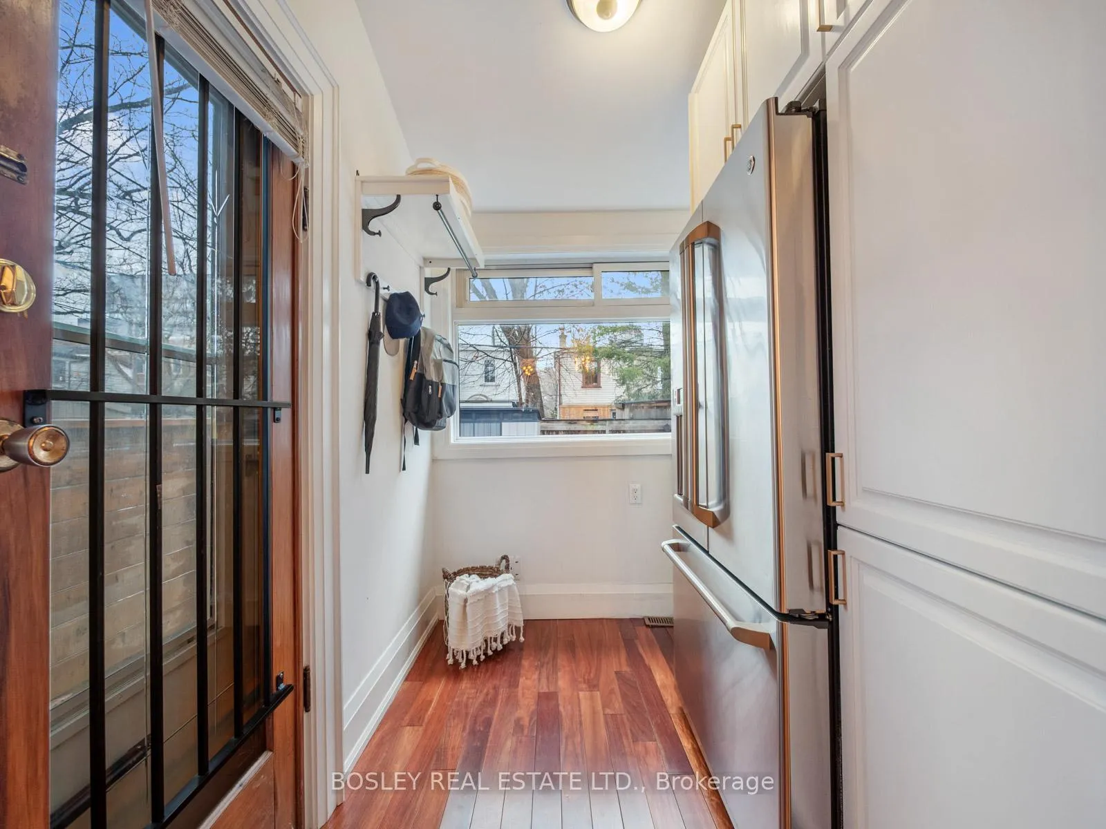 Photo 15 of 51 Beck Avenue, Toronto, East End-Danforth — HOMEH