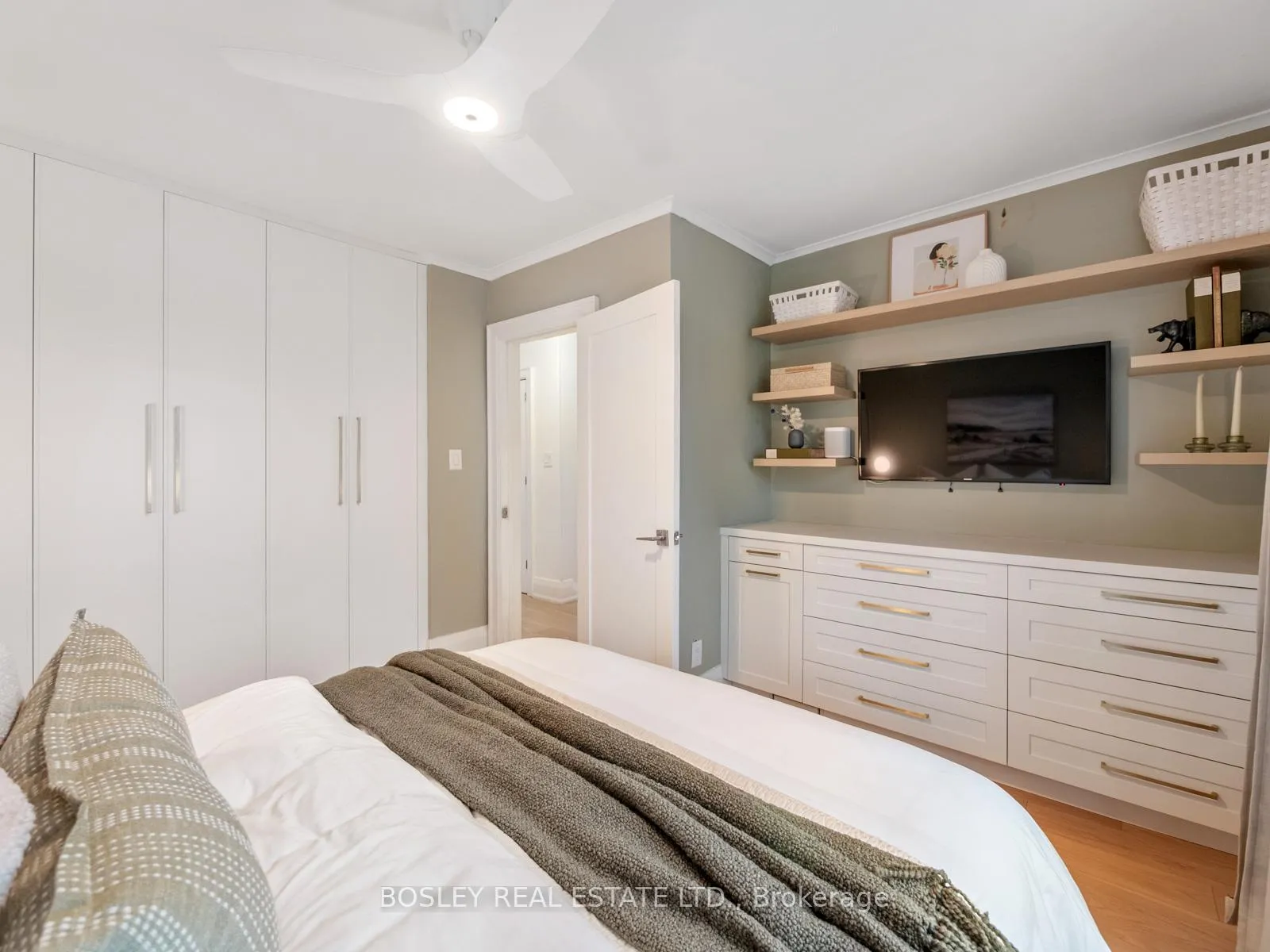 Photo 21 of 51 Beck Avenue, Toronto, East End-Danforth — HOMEH