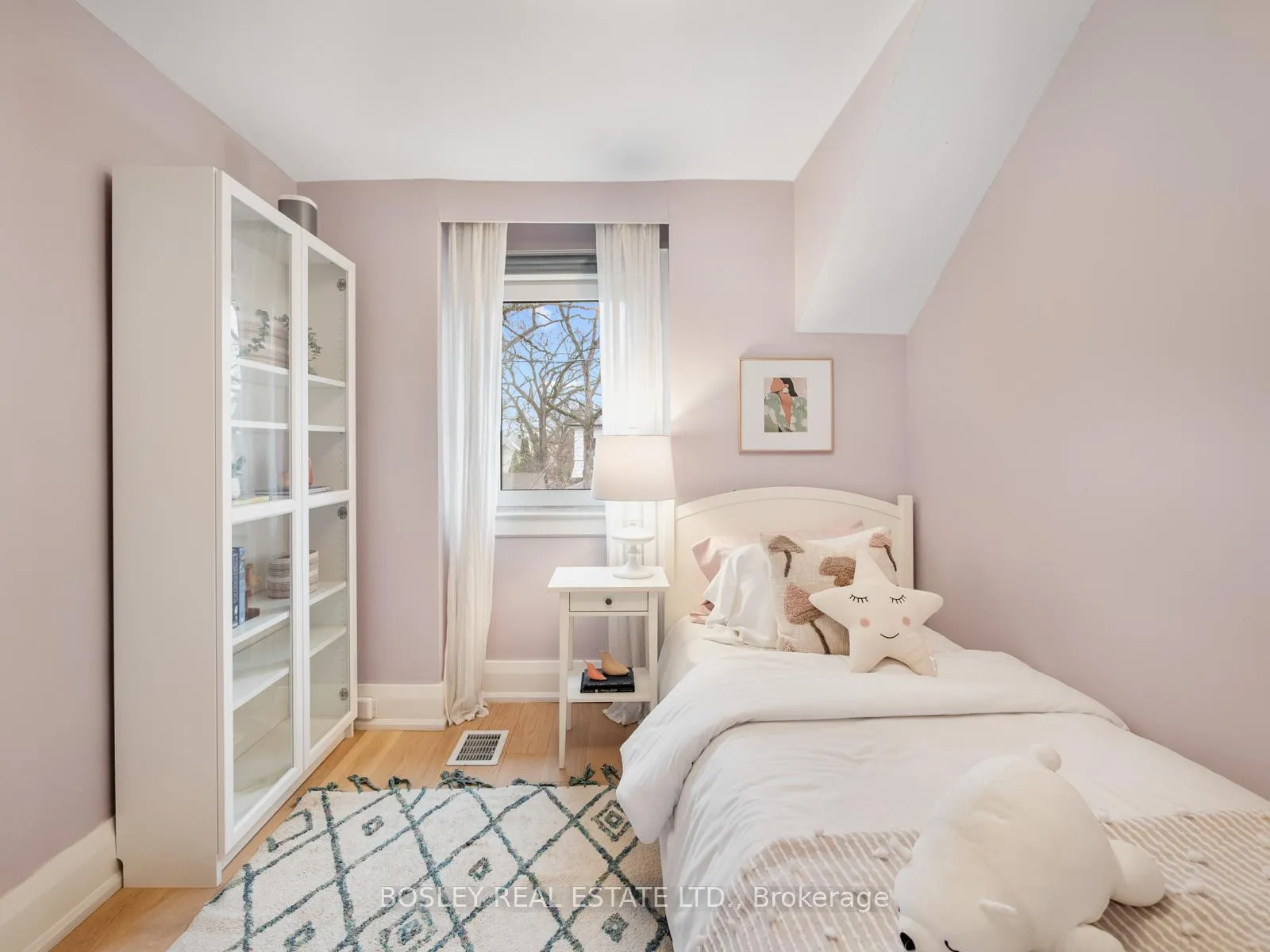 Photo 23 of 51 Beck Avenue, Toronto, East End-Danforth — HOMEH