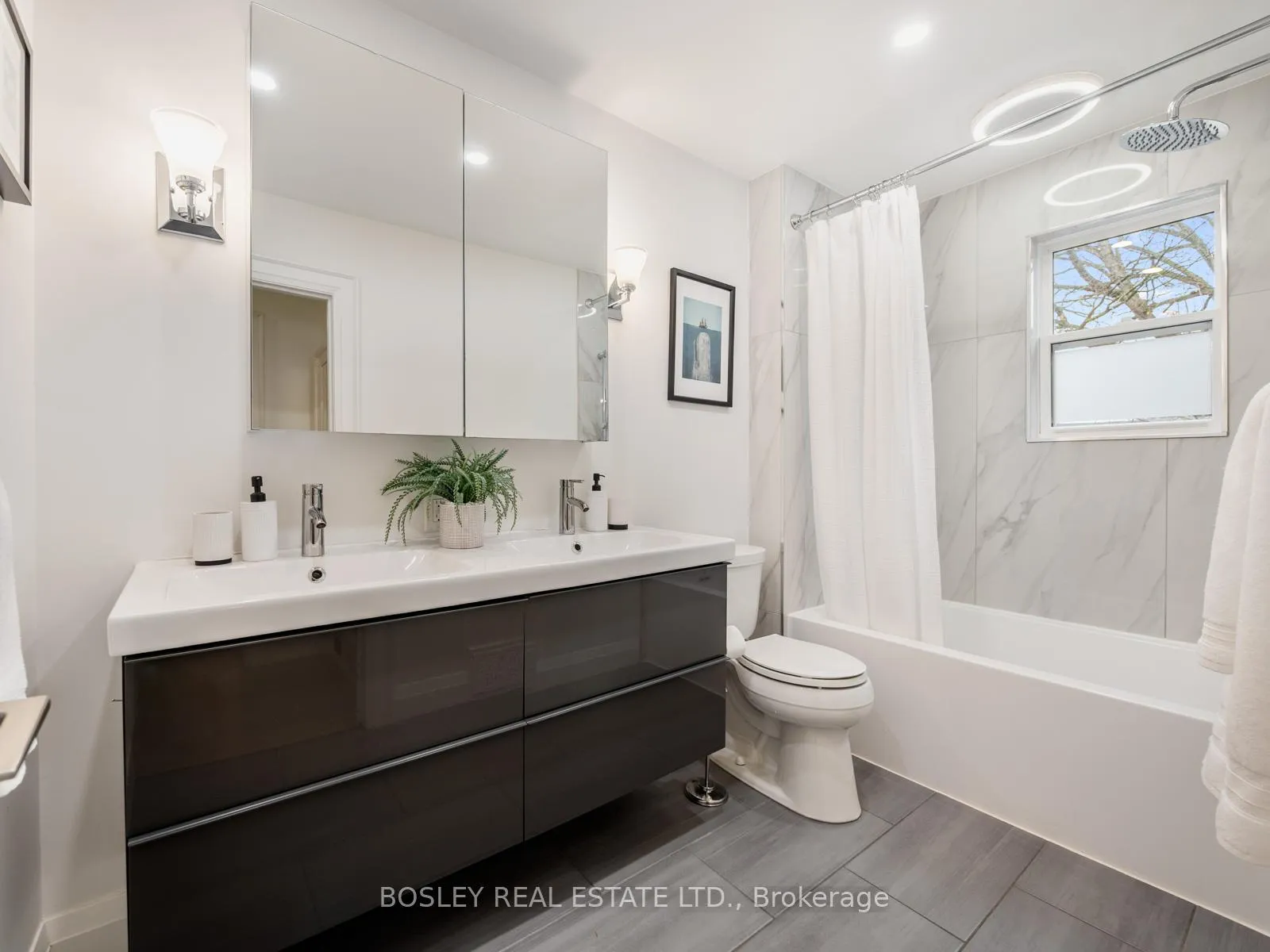 Photo 28 of 51 Beck Avenue, Toronto, East End-Danforth — HOMEH