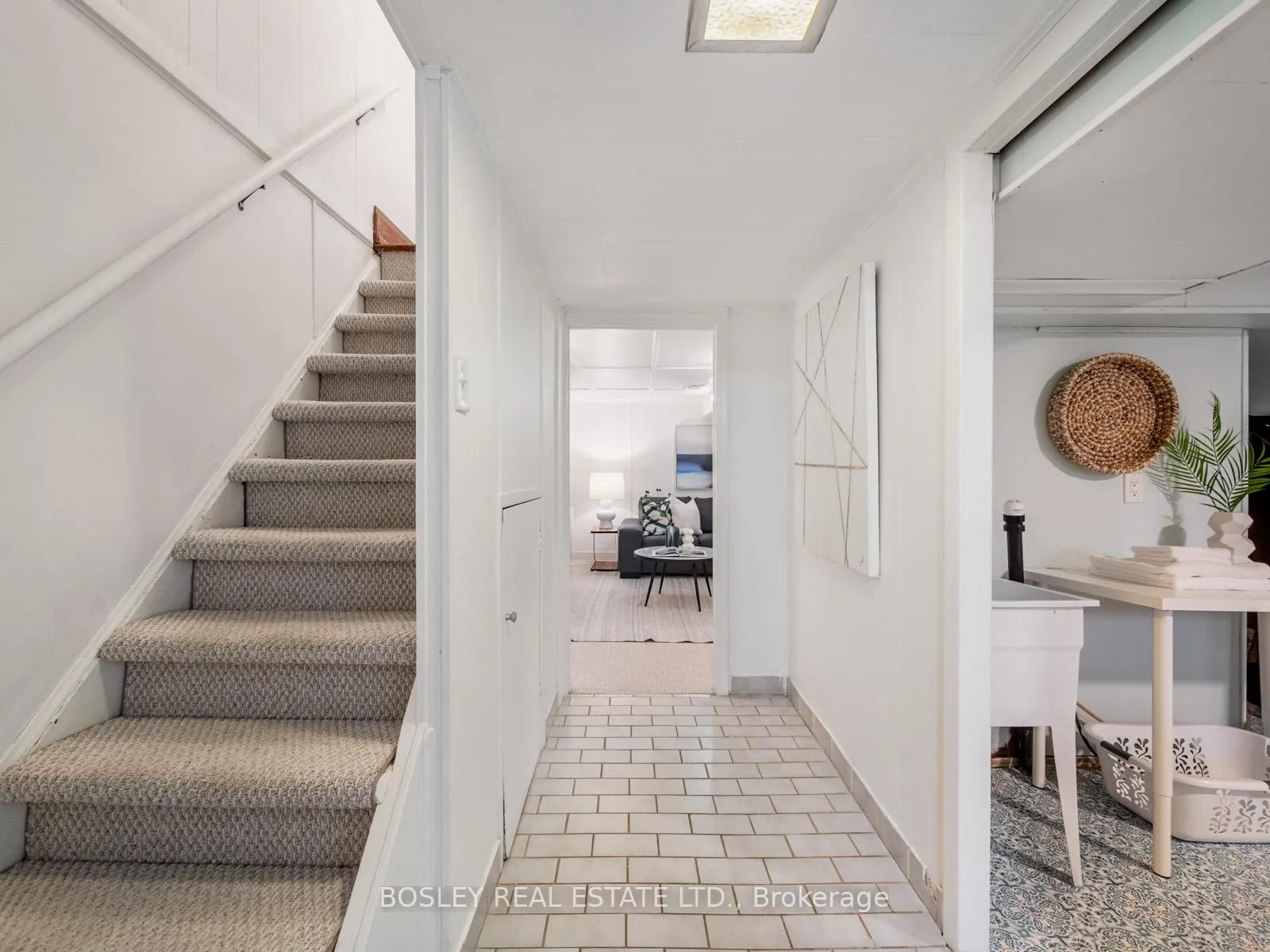 Photo 31 of 51 Beck Avenue, Toronto, East End-Danforth — HOMEH