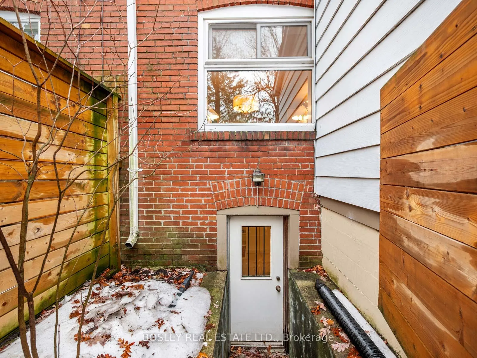 Photo 43 of 51 Beck Avenue, Toronto, East End-Danforth — HOMEH