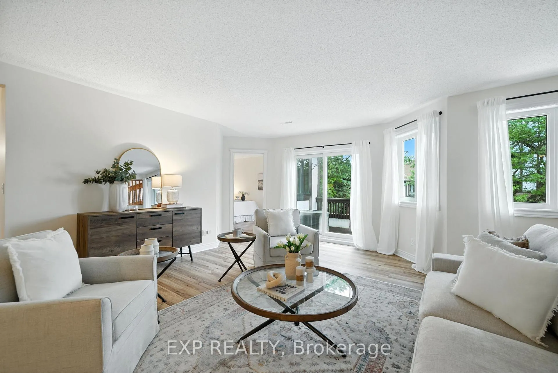 Photo 8 of Unit 511, 245 Elgin Street W, Cobourg — HOMEH