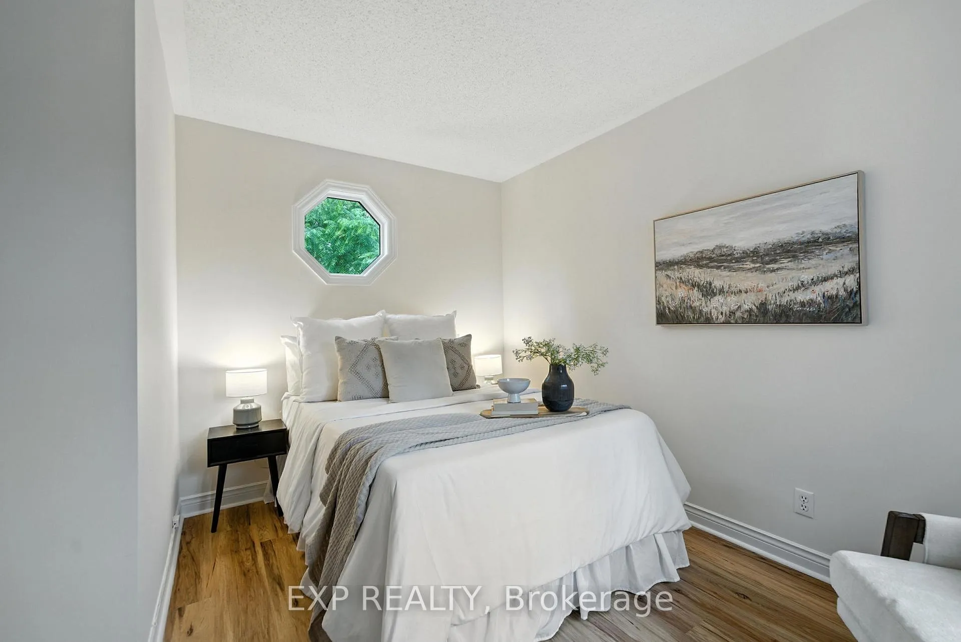 Photo 19 of Unit 511, 245 Elgin Street W, Cobourg — HOMEH