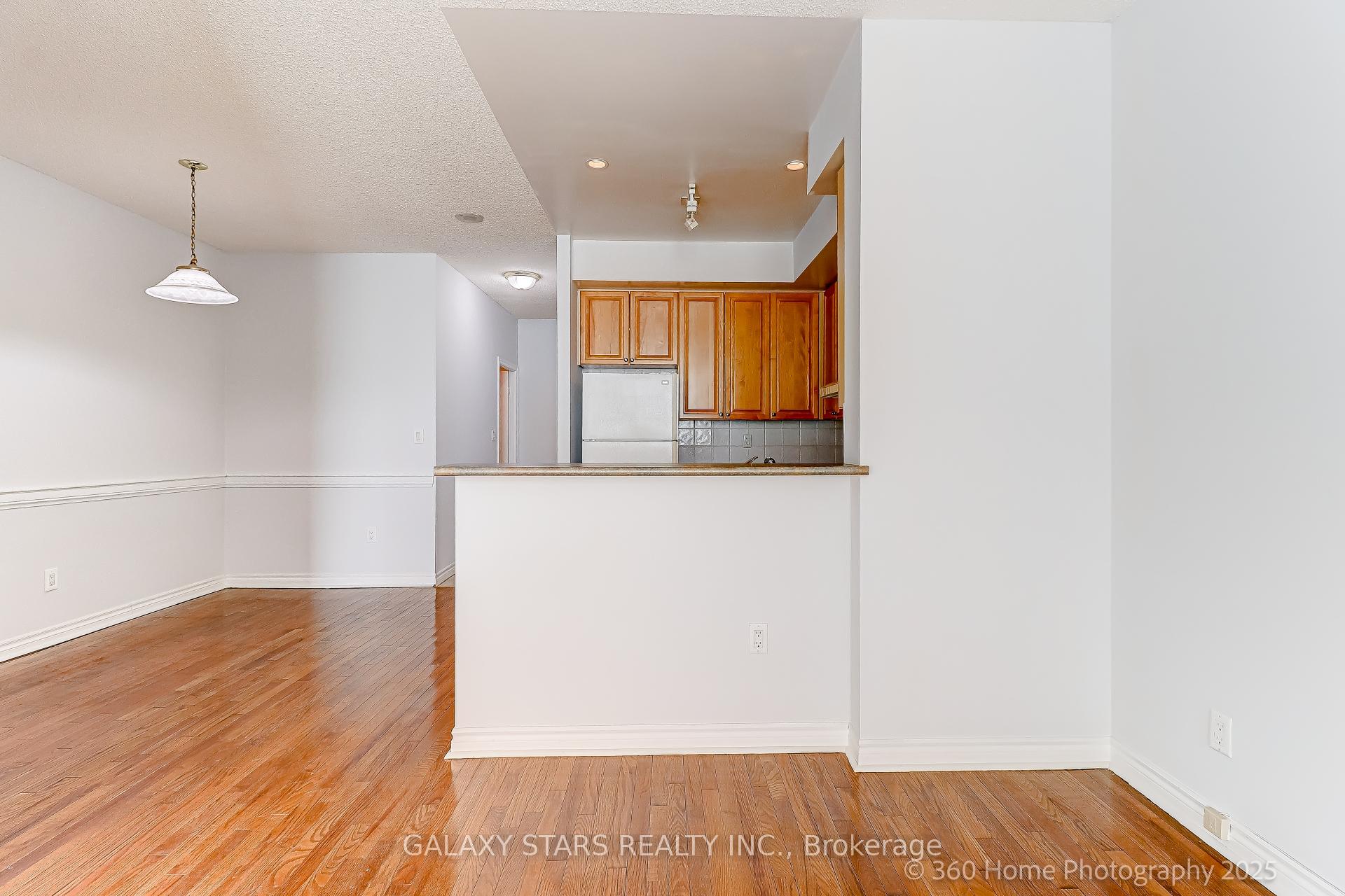 Photo 6 of Unit LL70, 123 Omini Drive, Scarborough, Bendale — HOMEH