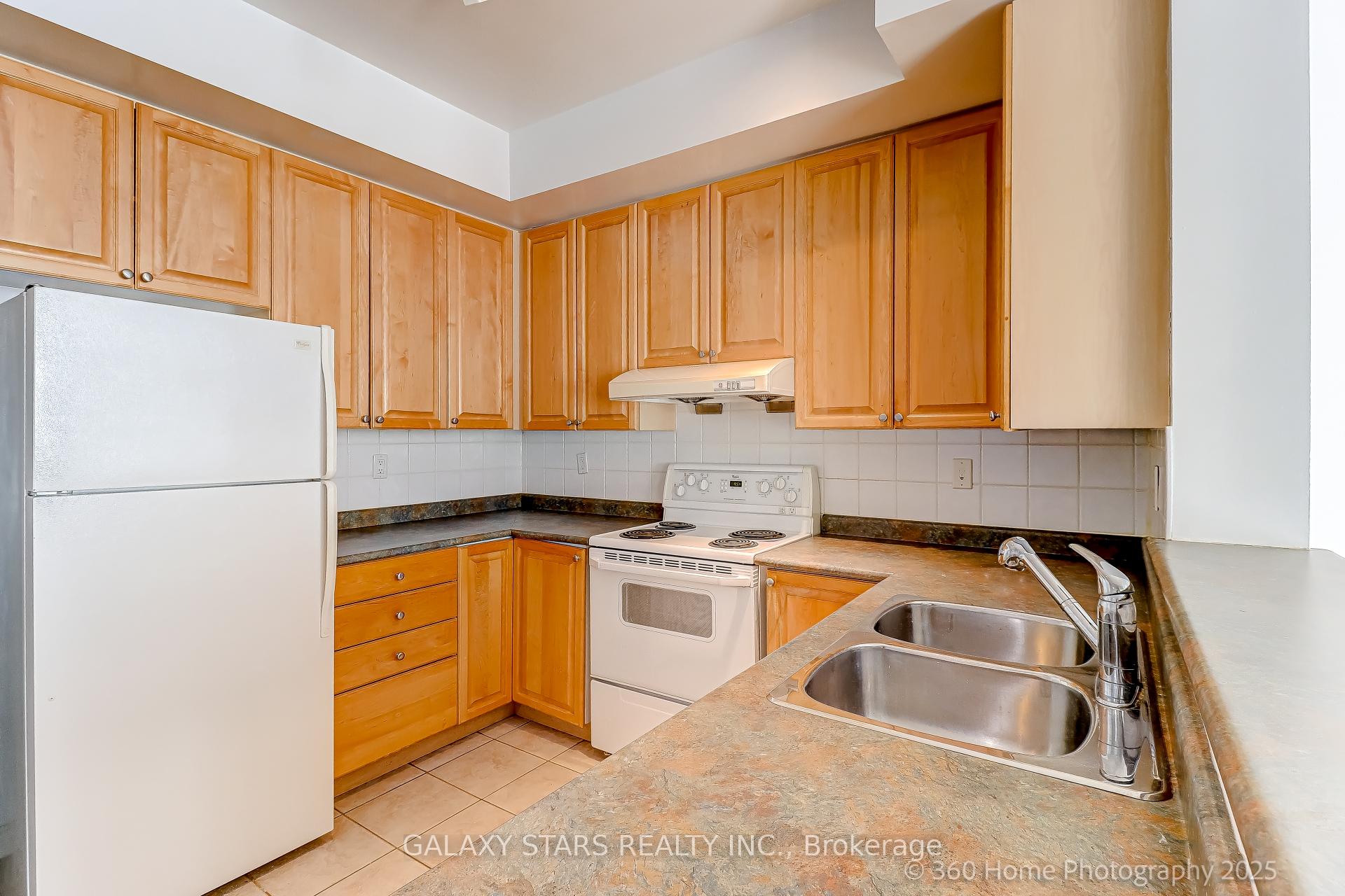Photo 9 of Unit LL70, 123 Omini Drive, Scarborough, Bendale — HOMEH