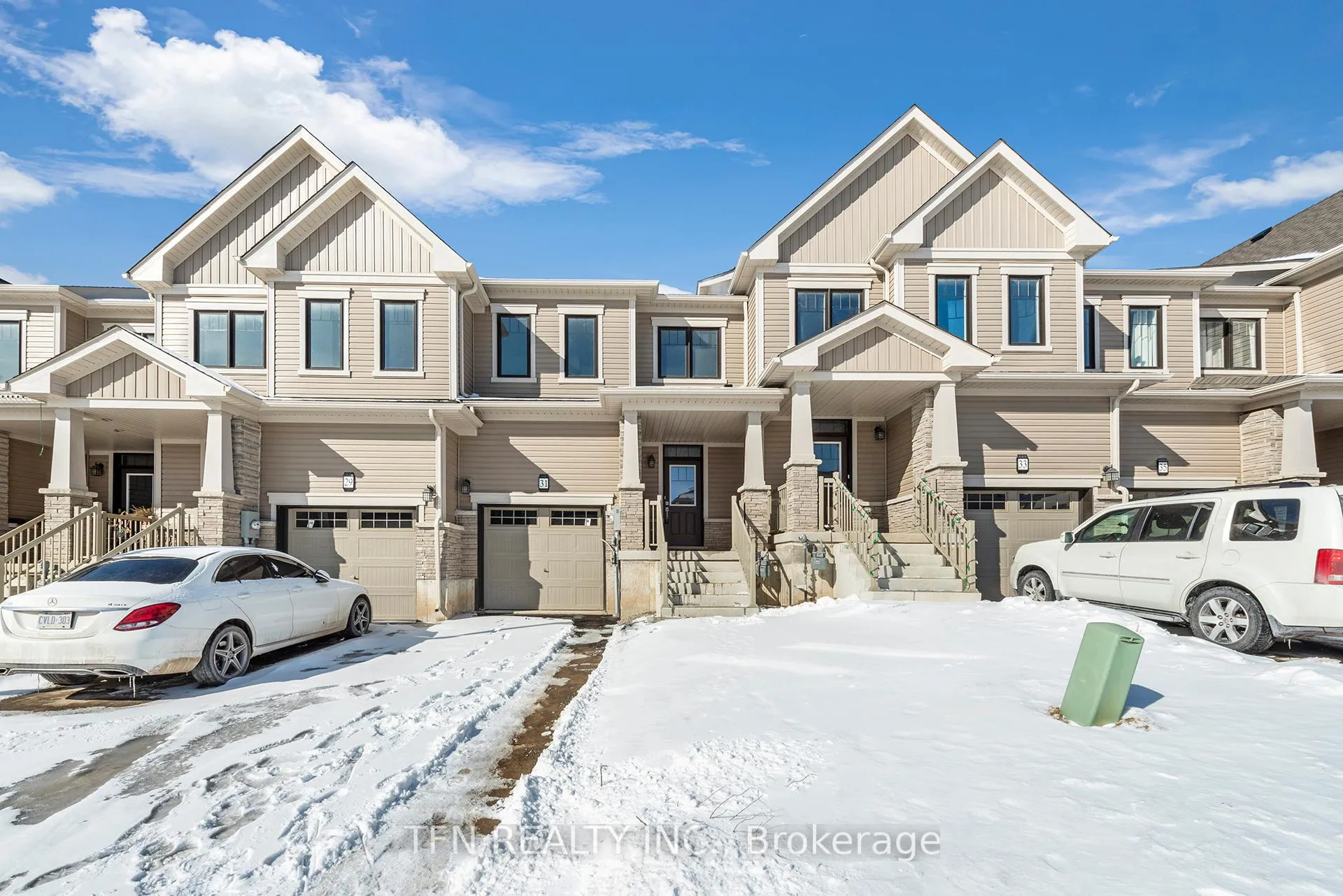 Photo 1 of 31 Lonsdale Road, Haldimand — HOMEH