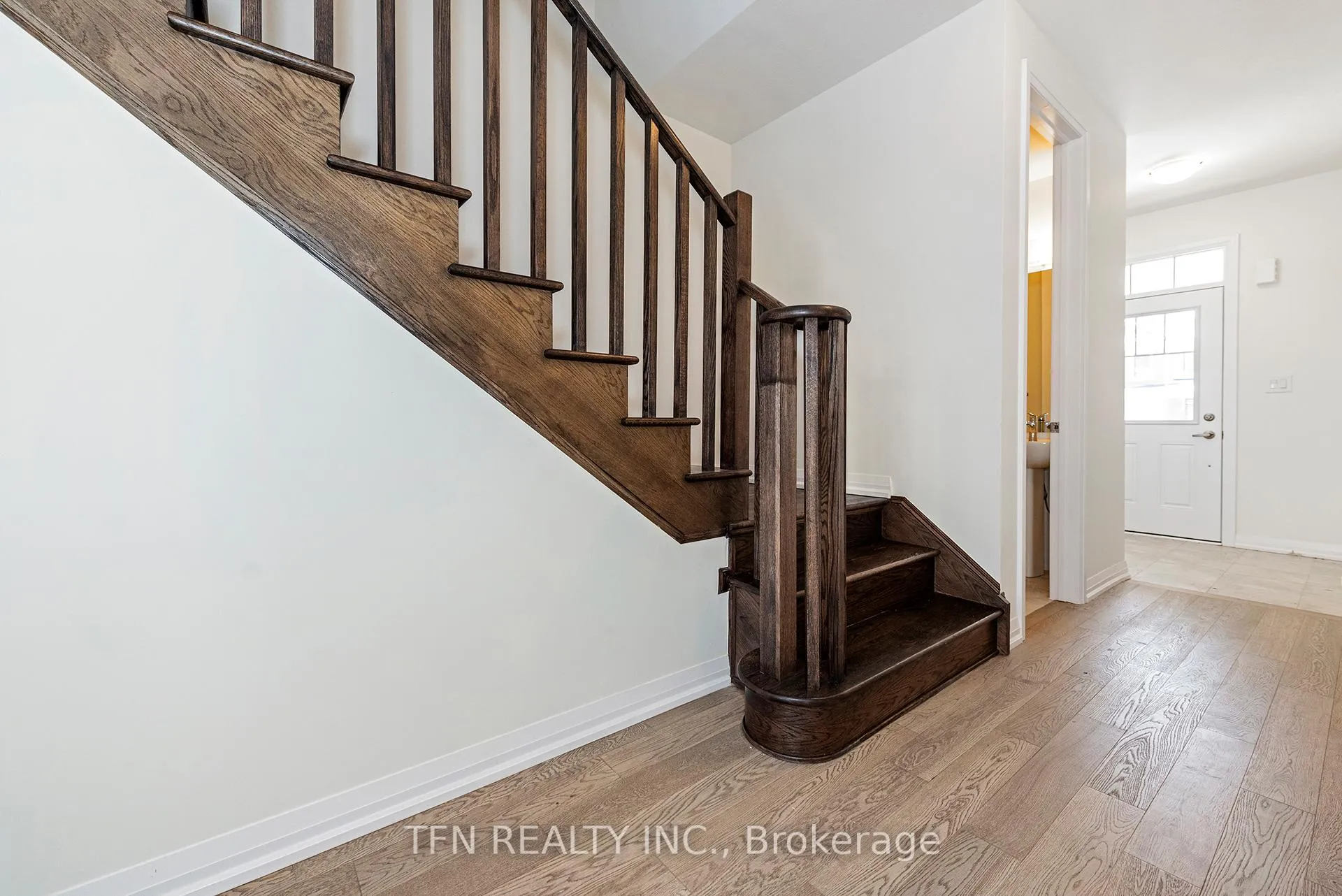 Photo 14 of 31 Lonsdale Road, Haldimand — HOMEH