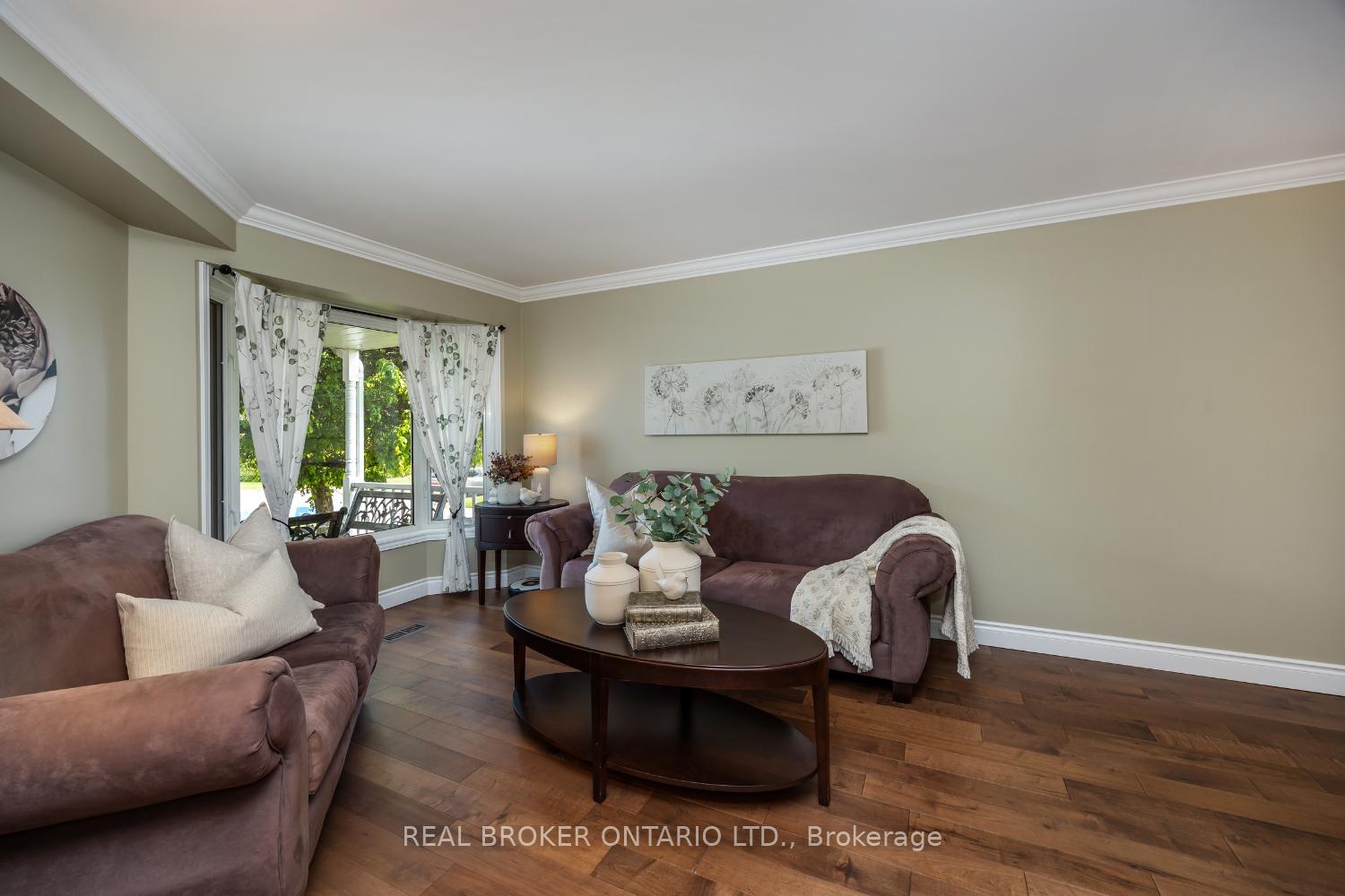 Photo 14 of 38 Apple Blossom Boulevard, Clarington, Bowmanville — HOMEH