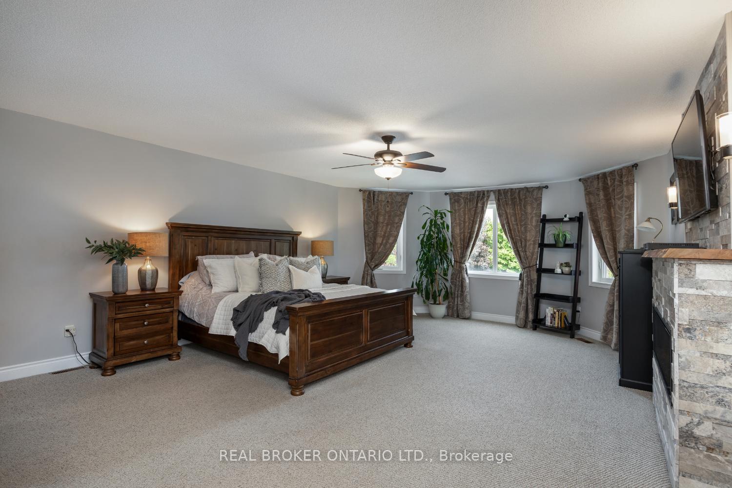 Photo 21 of 38 Apple Blossom Boulevard, Clarington, Bowmanville — HOMEH