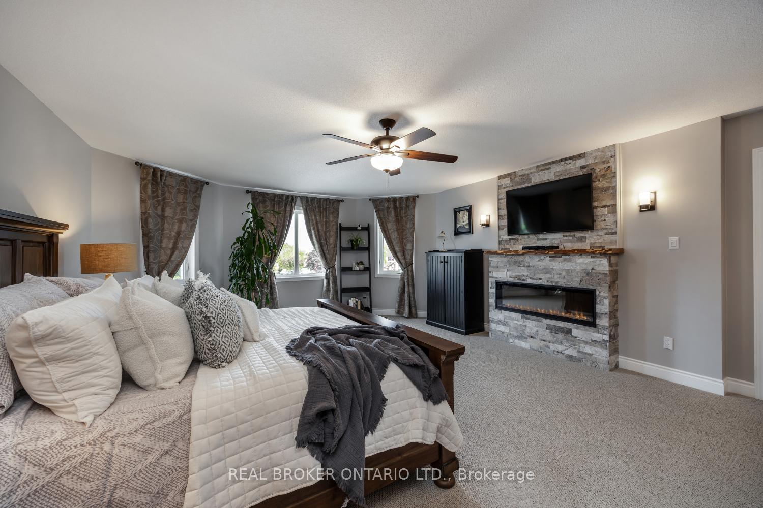 Photo 22 of 38 Apple Blossom Boulevard, Clarington, Bowmanville — HOMEH
