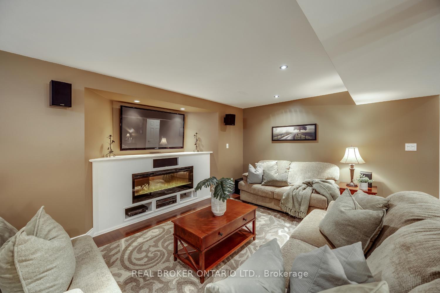 Photo 42 of 38 Apple Blossom Boulevard, Clarington, Bowmanville — HOMEH