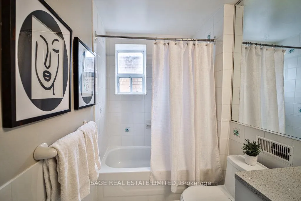Photo 21 of 100 Merrill Avenue E, Toronto, Woodbine Corridor — HOMEH