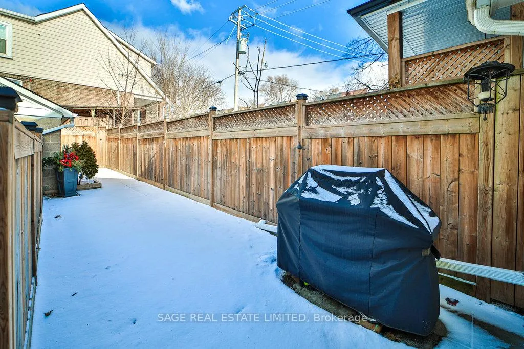 Photo 33 of 100 Merrill Avenue E, Toronto, Woodbine Corridor — HOMEH