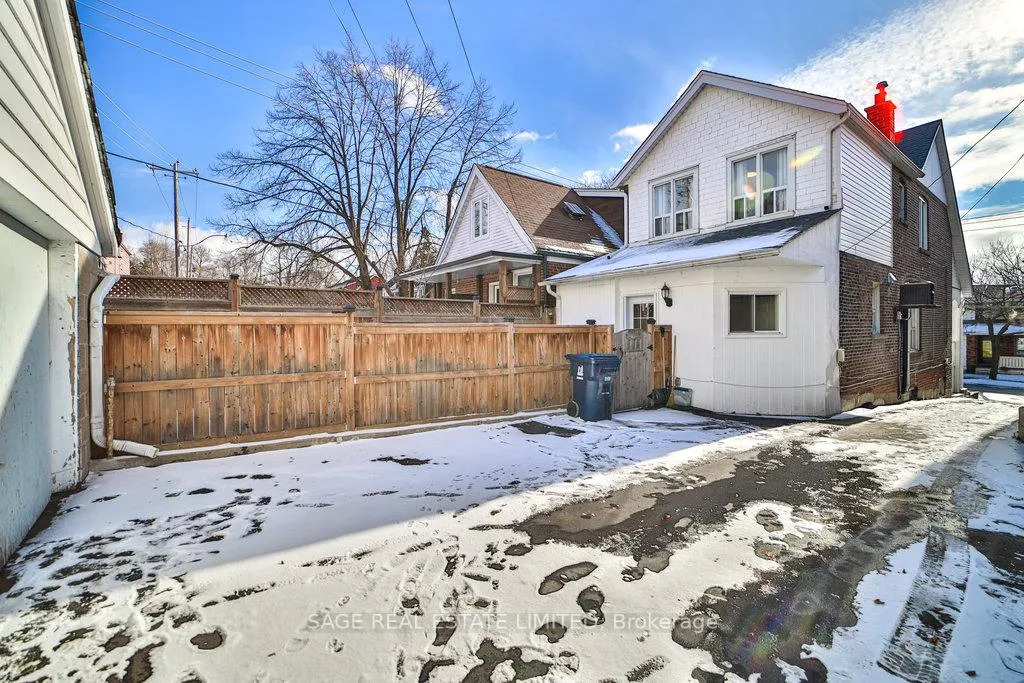 Photo 35 of 100 Merrill Avenue E, Toronto, Woodbine Corridor — HOMEH