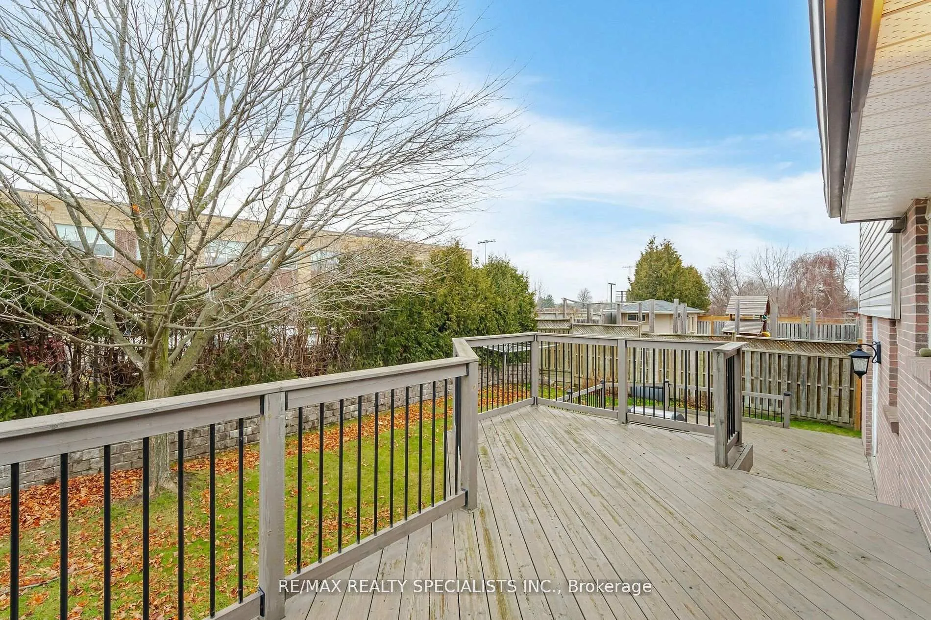 Photo 30 of 137 Beaver Court, Caledon, Bolton North — HOMEH