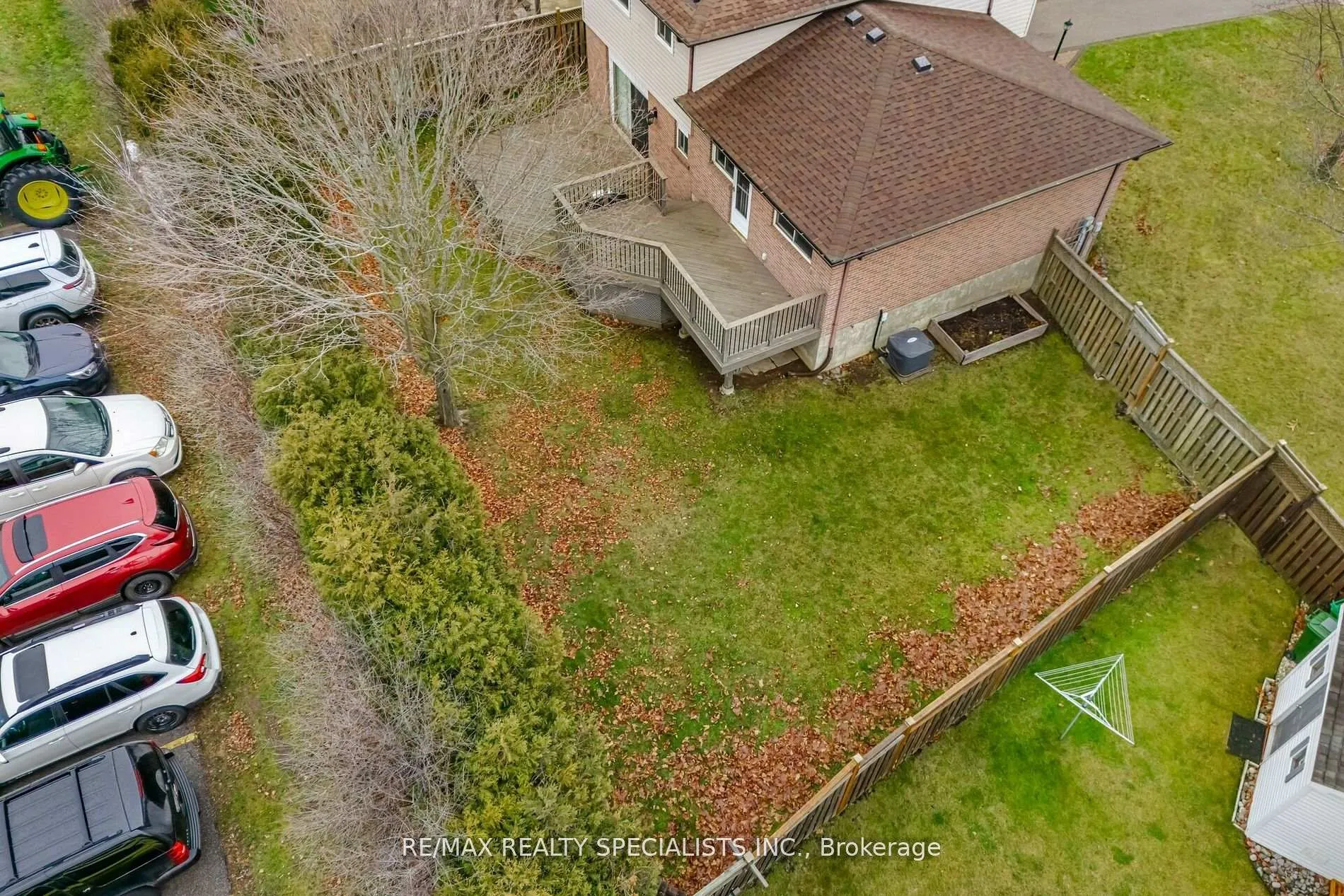 Photo 34 of 137 Beaver Court, Caledon, Bolton North — HOMEH