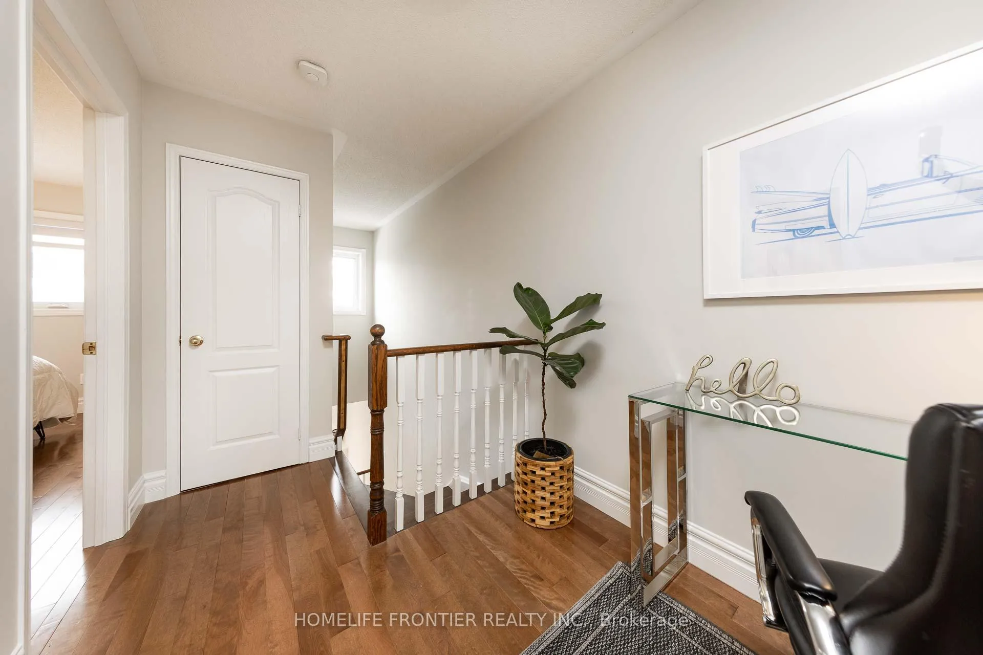Photo 21 of 30 Benjamin Hood Crescent, Vaughan, Patterson — HOMEH