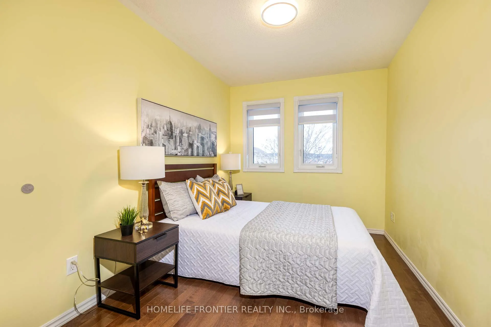 Photo 24 of 30 Benjamin Hood Crescent, Vaughan, Patterson — HOMEH