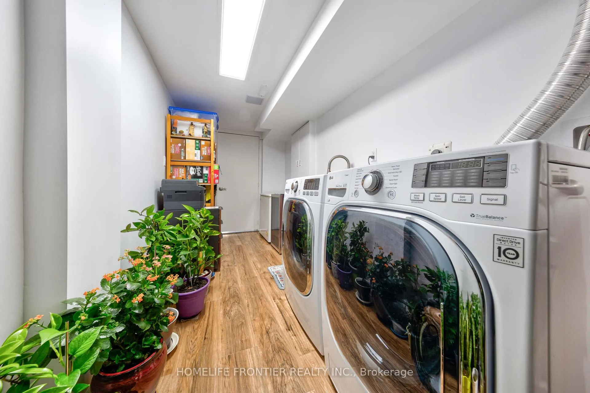 Photo 31 of 30 Benjamin Hood Crescent, Vaughan, Patterson — HOMEH