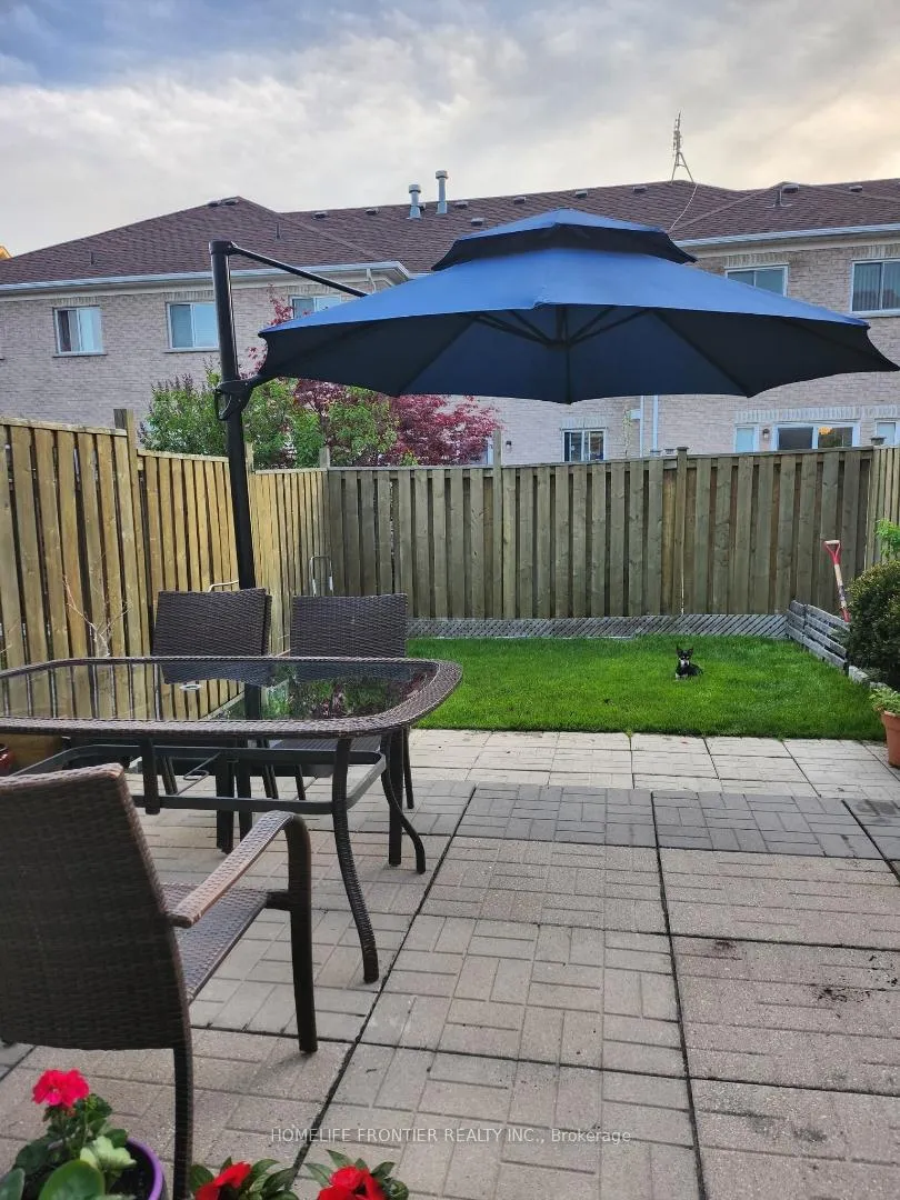 Photo 37 of 30 Benjamin Hood Crescent, Vaughan, Patterson — HOMEH