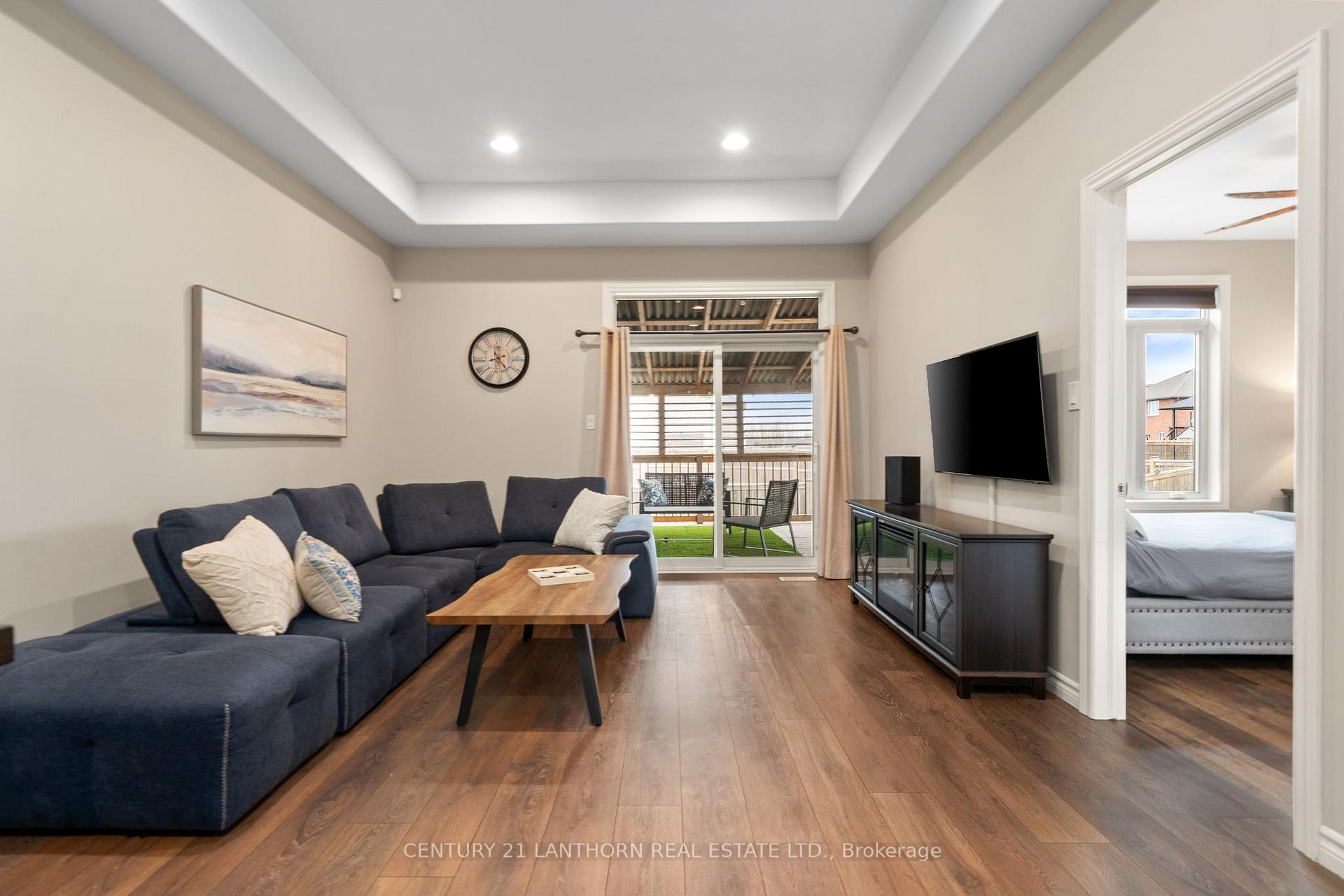 Photo 9 of 22 Mountain Ash Drive, Belleville, Thurlow Ward — HOMEH