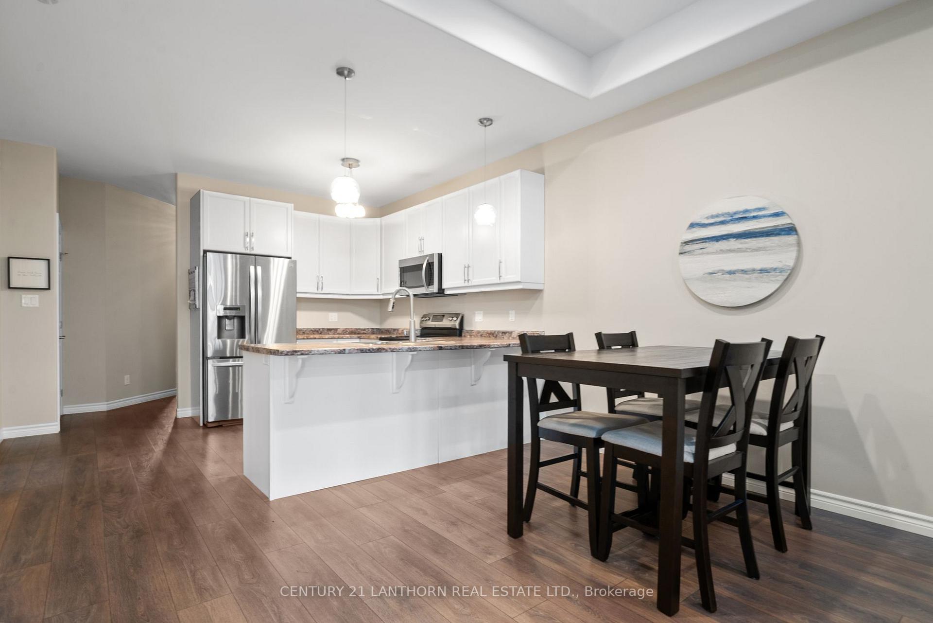 Photo 12 of 22 Mountain Ash Drive, Belleville, Thurlow Ward — HOMEH