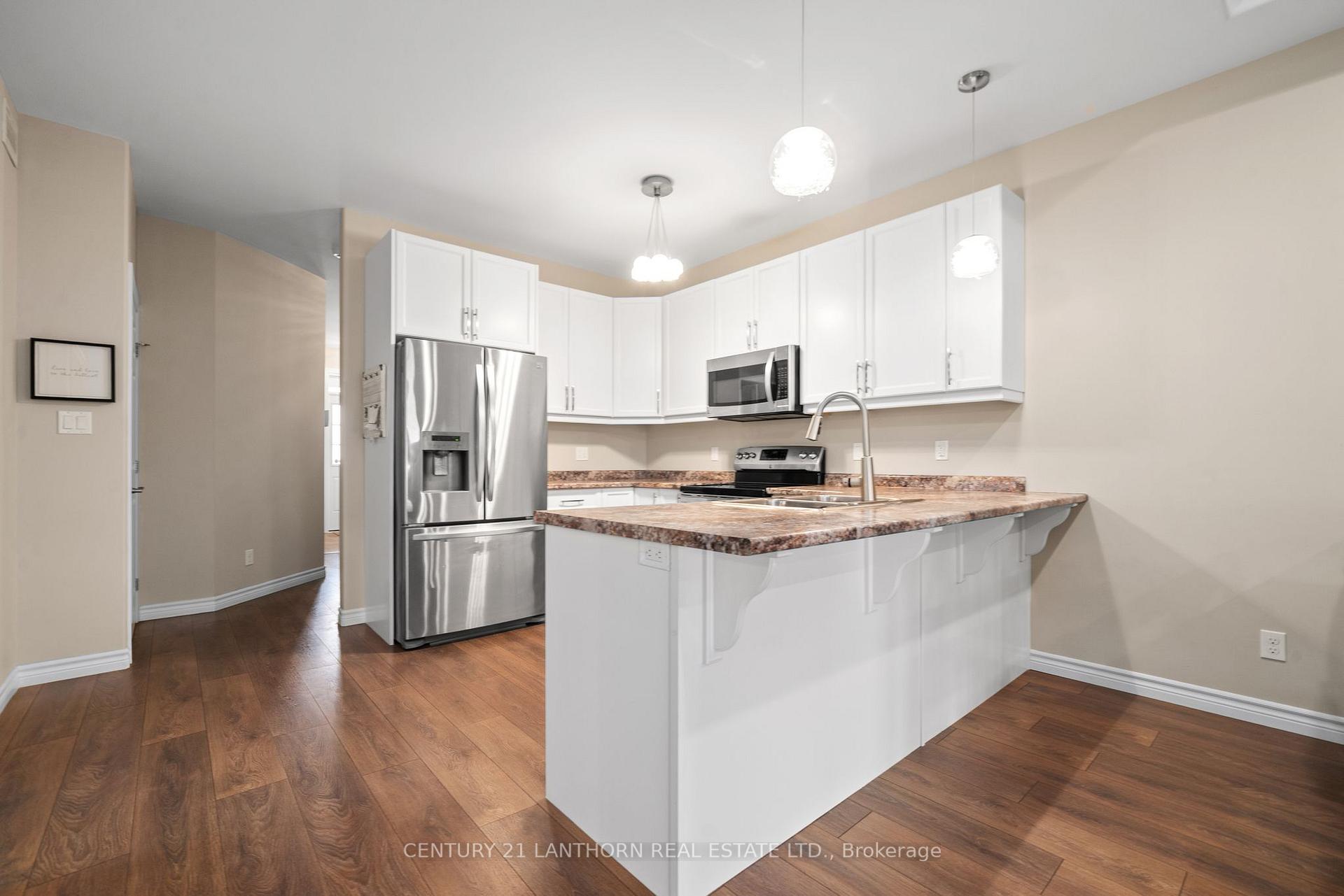 Photo 16 of 22 Mountain Ash Drive, Belleville, Thurlow Ward — HOMEH