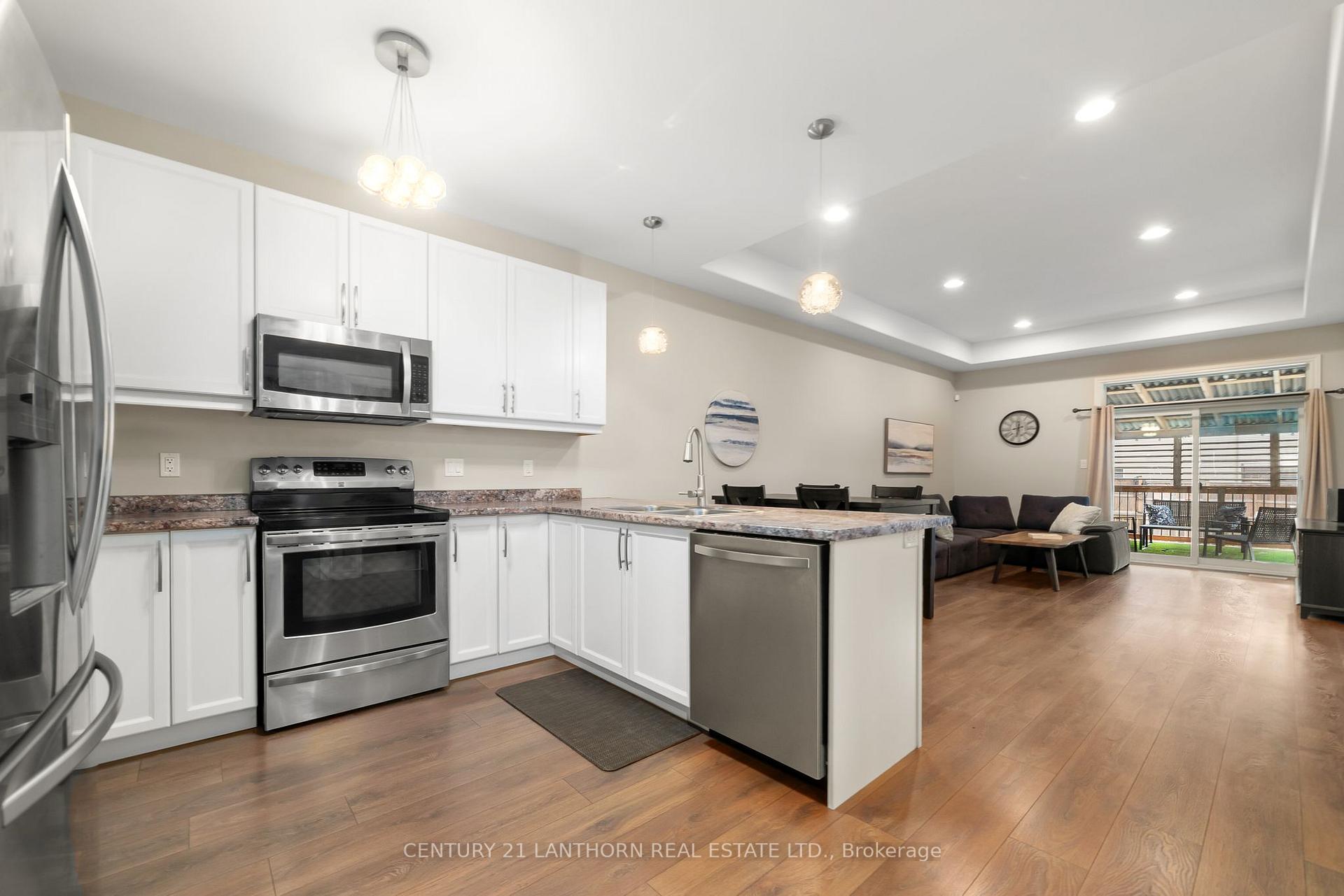 Photo 17 of 22 Mountain Ash Drive, Belleville, Thurlow Ward — HOMEH