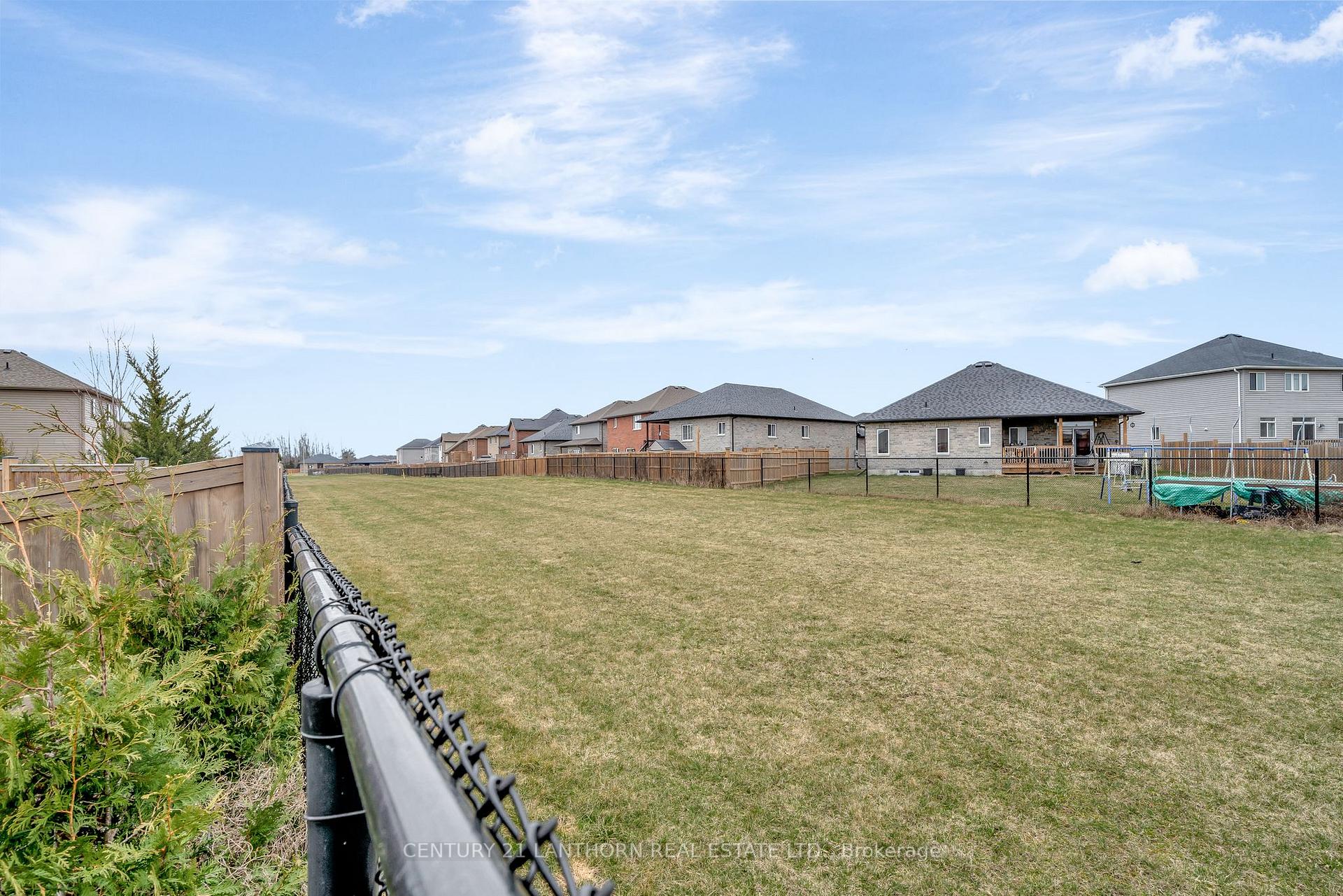 Photo 47 of 22 Mountain Ash Drive, Belleville, Thurlow Ward — HOMEH