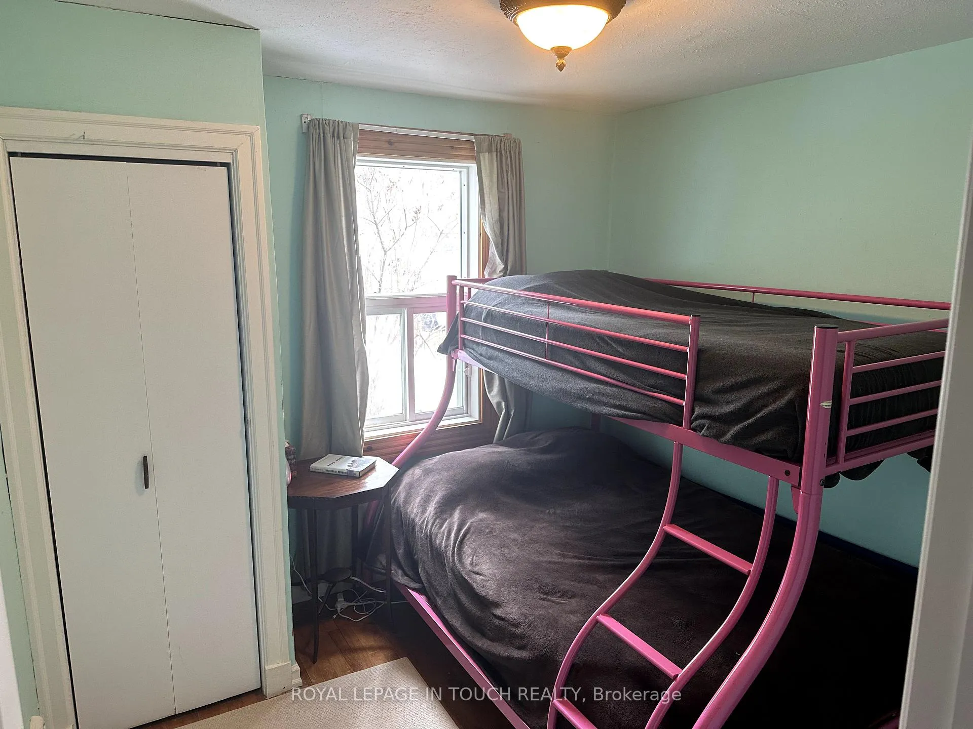 Photo 6 of 163 7th Street, Midland — HOMEH