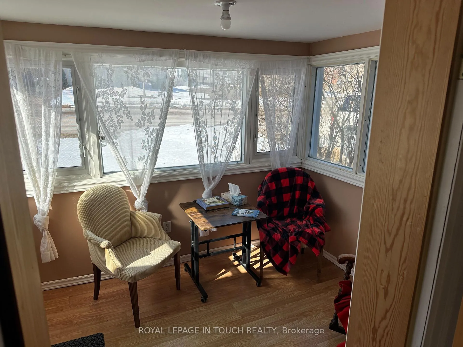 Photo 8 of 163 7th Street, Midland — HOMEH