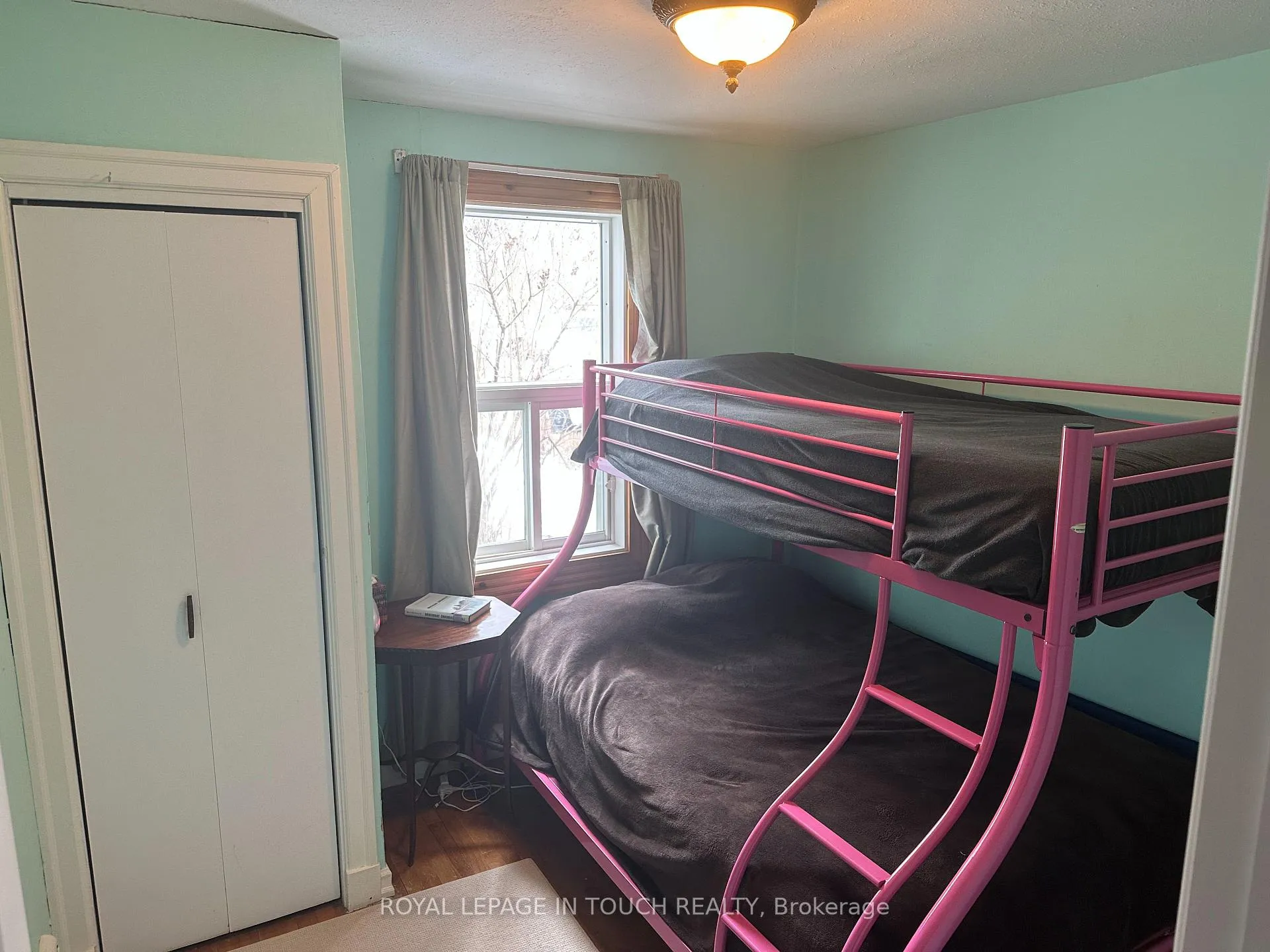 Photo 11 of 163 7th Street, Midland — HOMEH