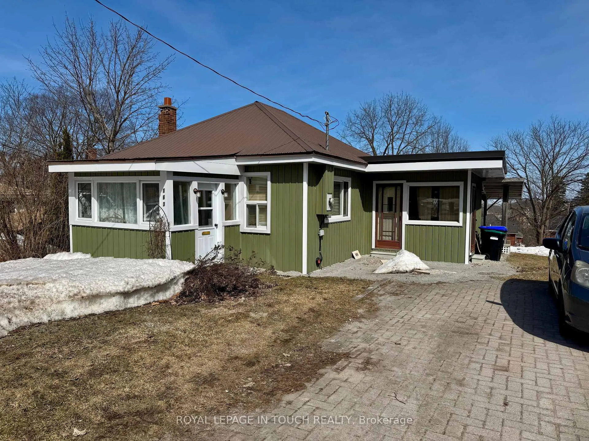 Photo 12 of 163 7th Street, Midland — HOMEH