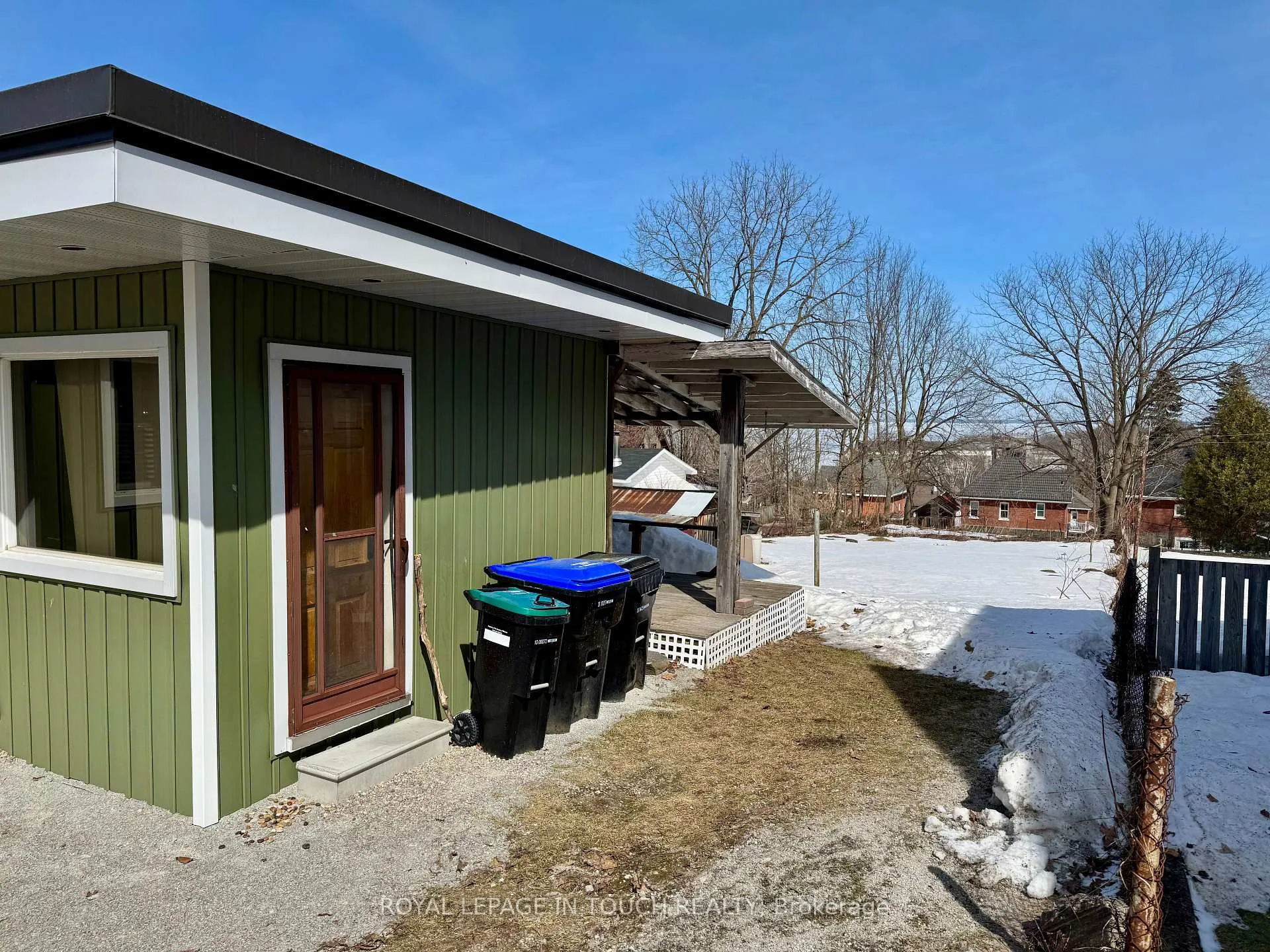 Photo 14 of 163 7th Street, Midland — HOMEH