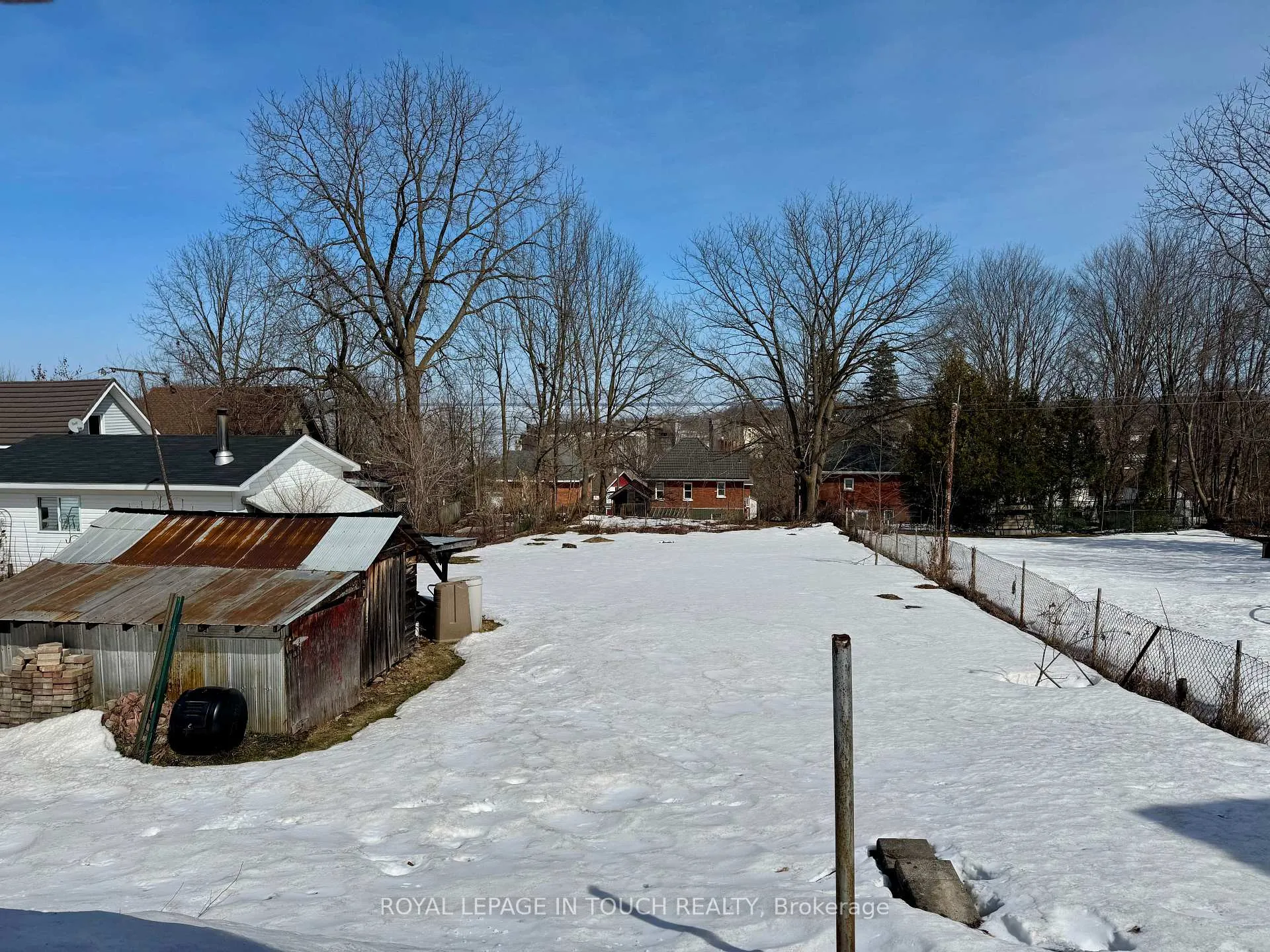 Photo 17 of 163 7th Street, Midland — HOMEH