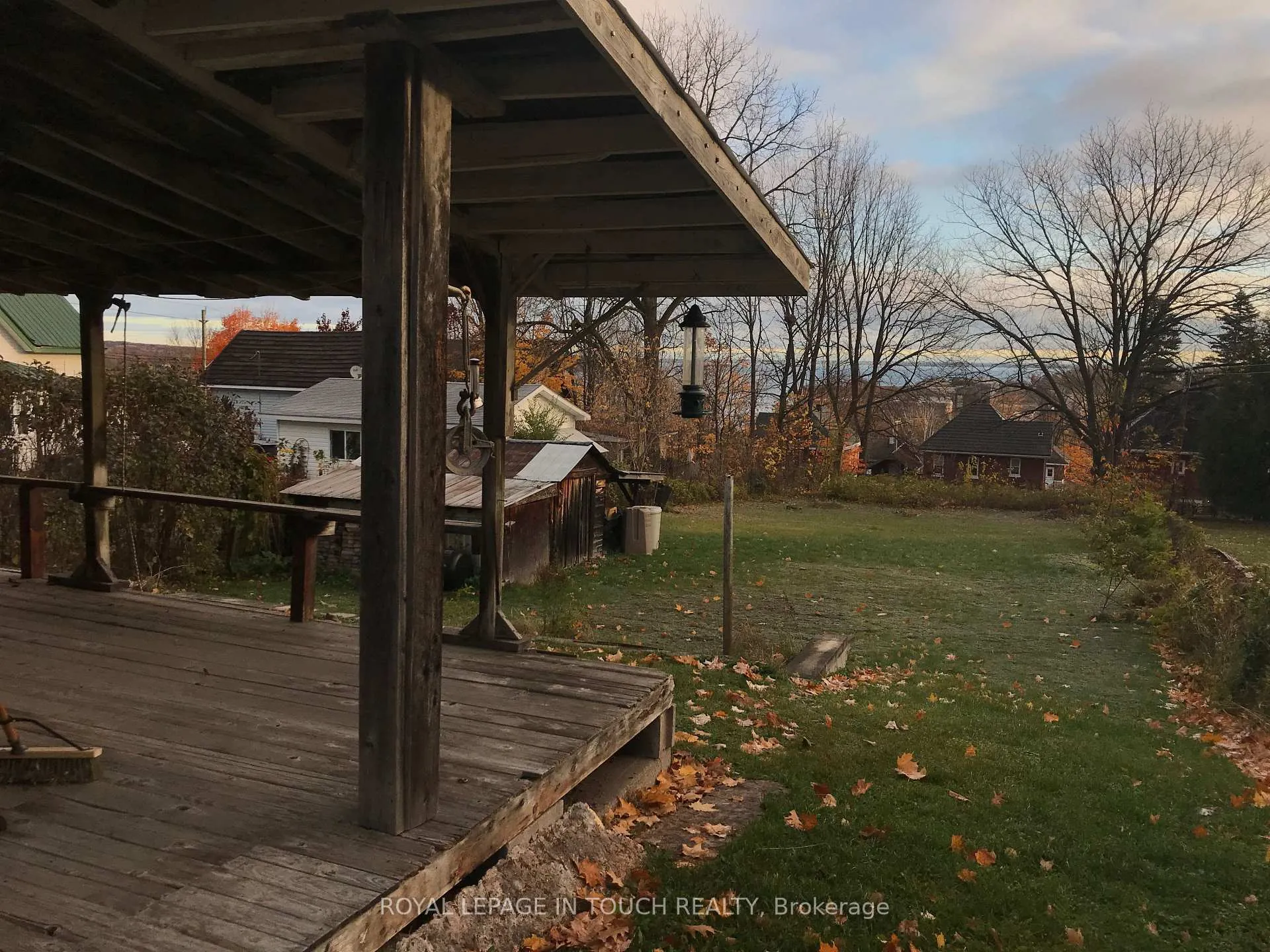 Photo 18 of 163 7th Street, Midland — HOMEH