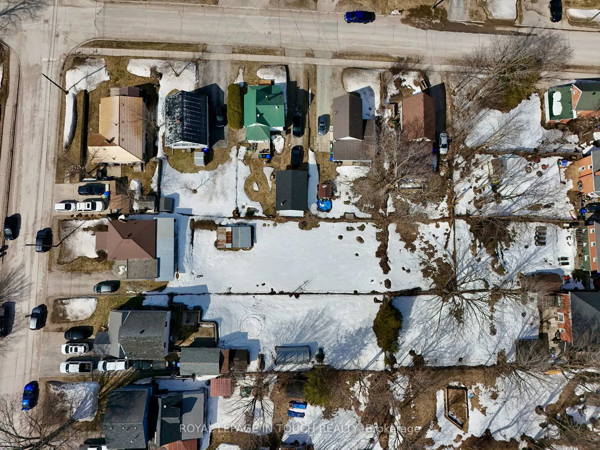Photo 22 of 163 7th Street, Midland — HOMEH