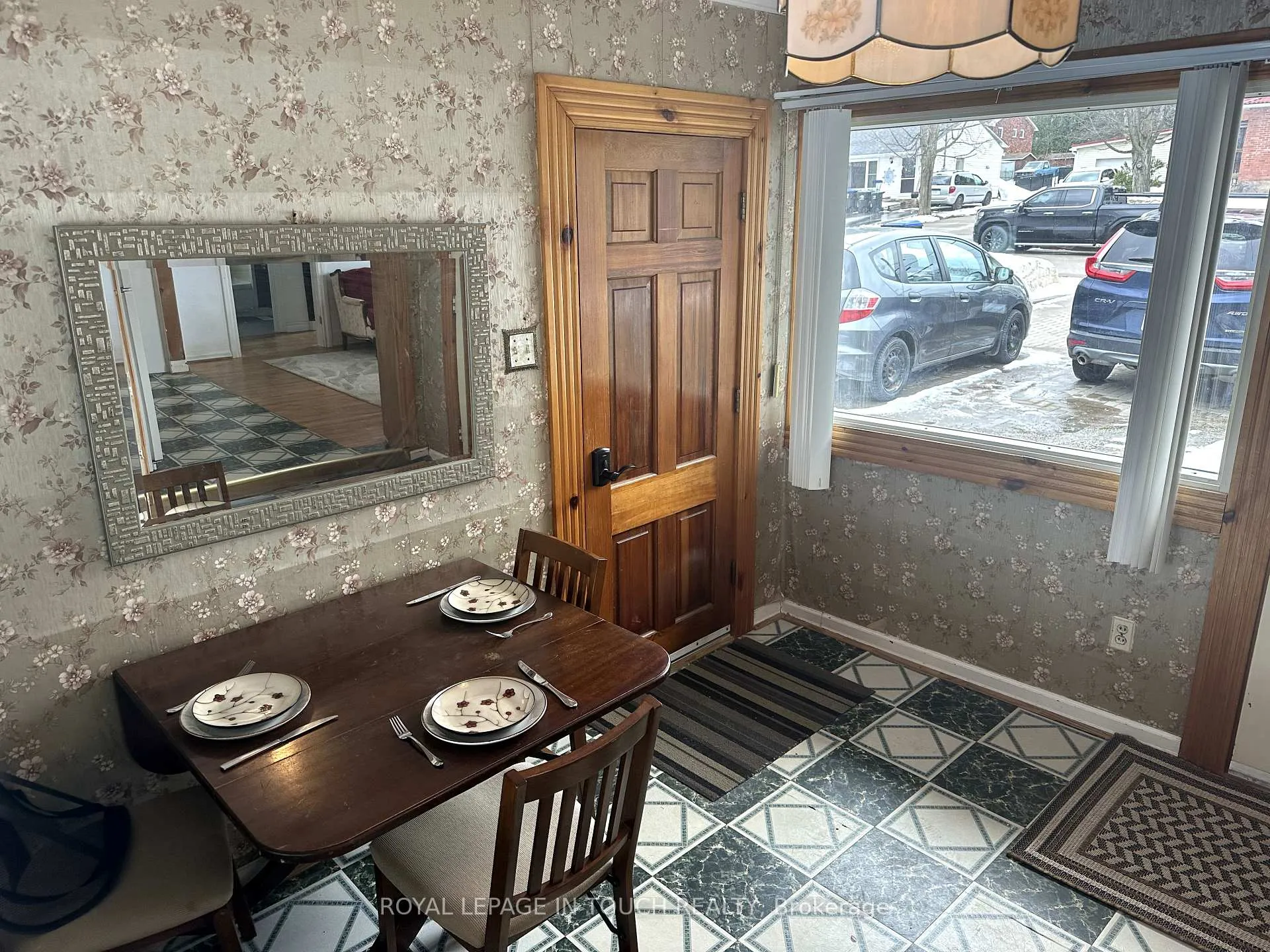 Photo 28 of 163 7th Street, Midland — HOMEH