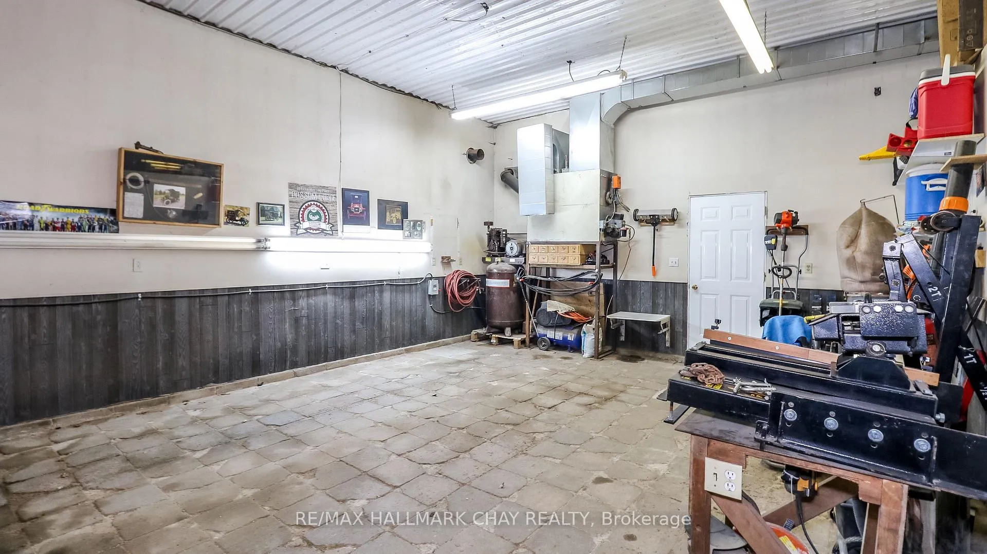 Photo 43 of 5142 30 Side Road, Essa, Colwell — HOMEH
